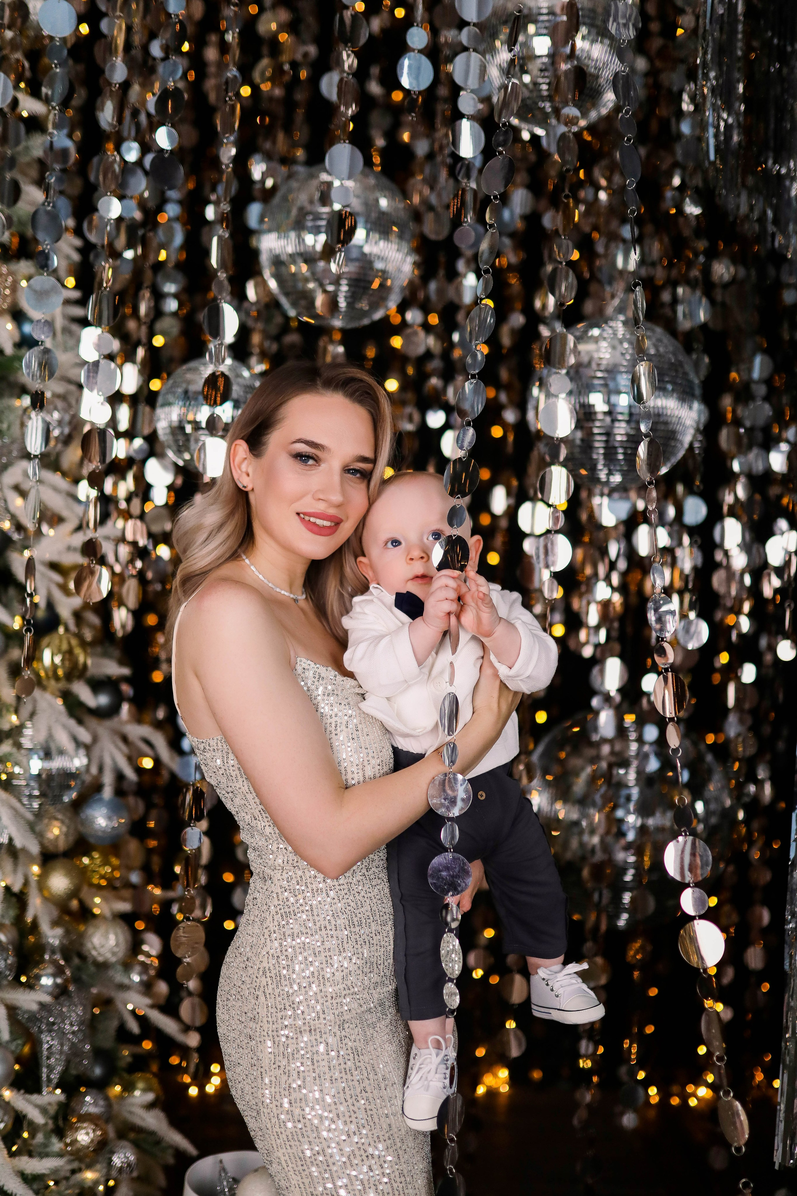 Алёна, Макс и малыш Матвей в зале Арт. ФОТОГРАФ ХАБАРОВСК АНАСТАСИЯ РАЧЕНКОВА