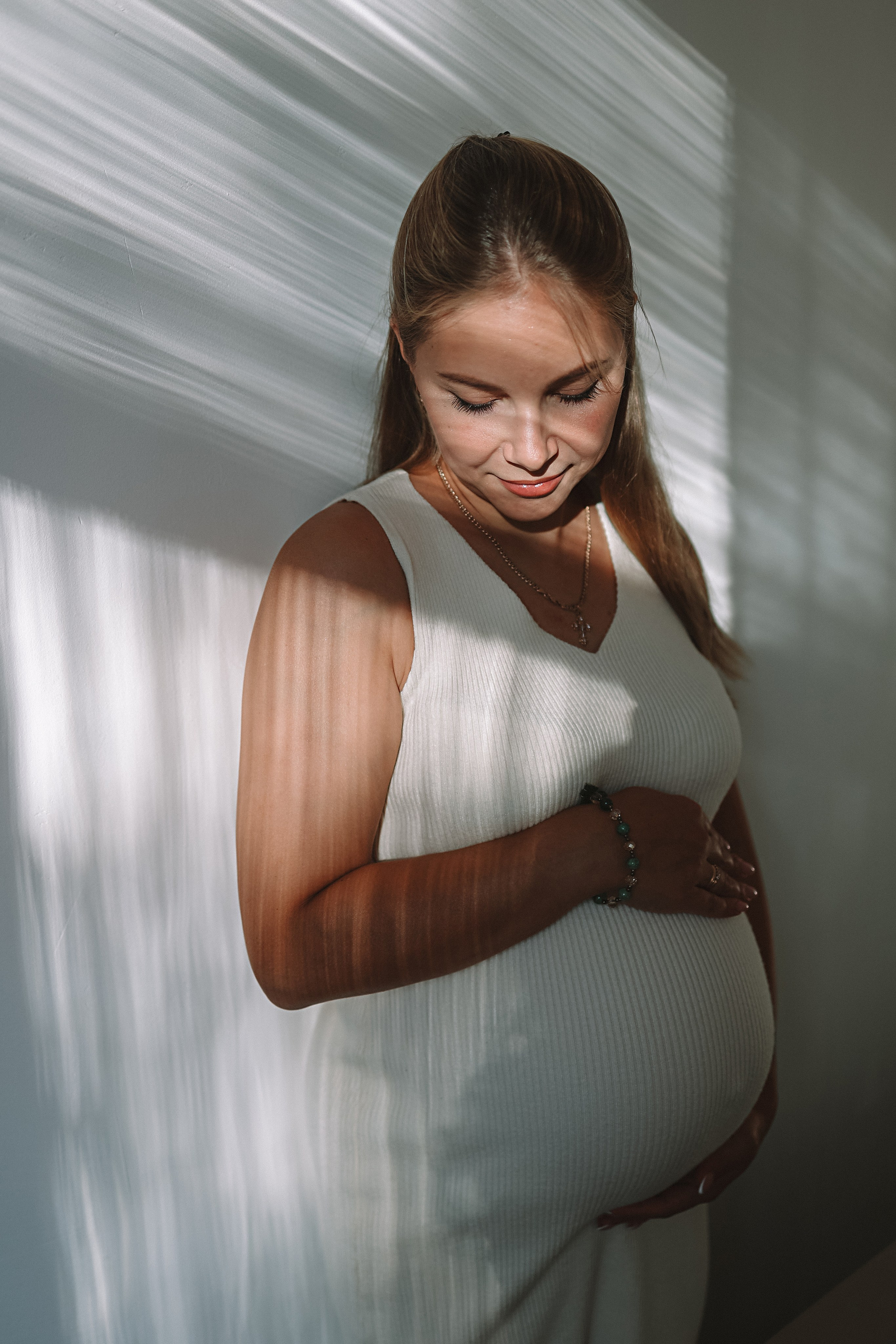 Квартира (беременность). Семейный фотограф Тюмень, фотограф на роды Салмина Мария