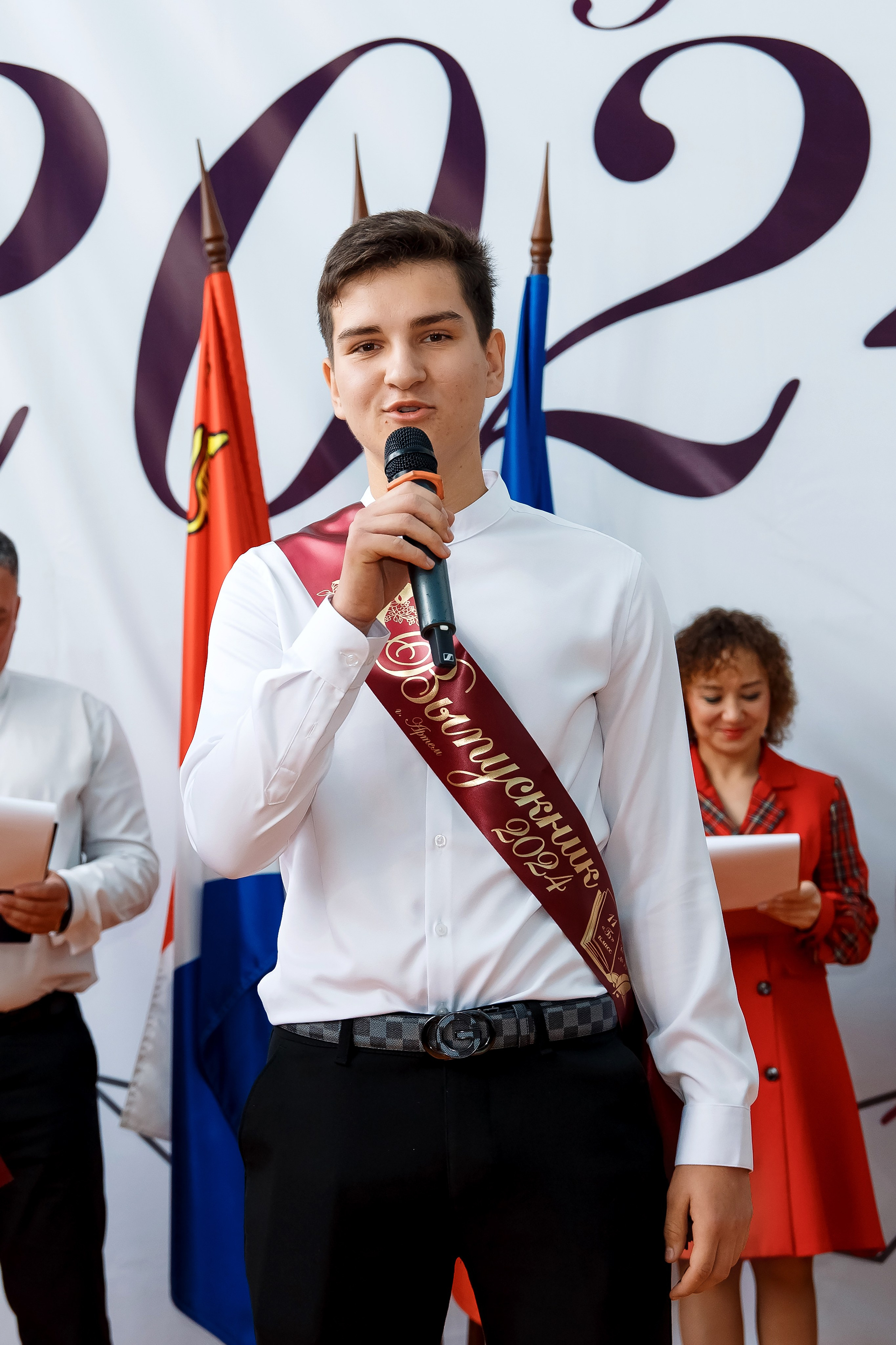 11 класс Последний звонок. Фотограф Любовь Корниенко, Примоский край