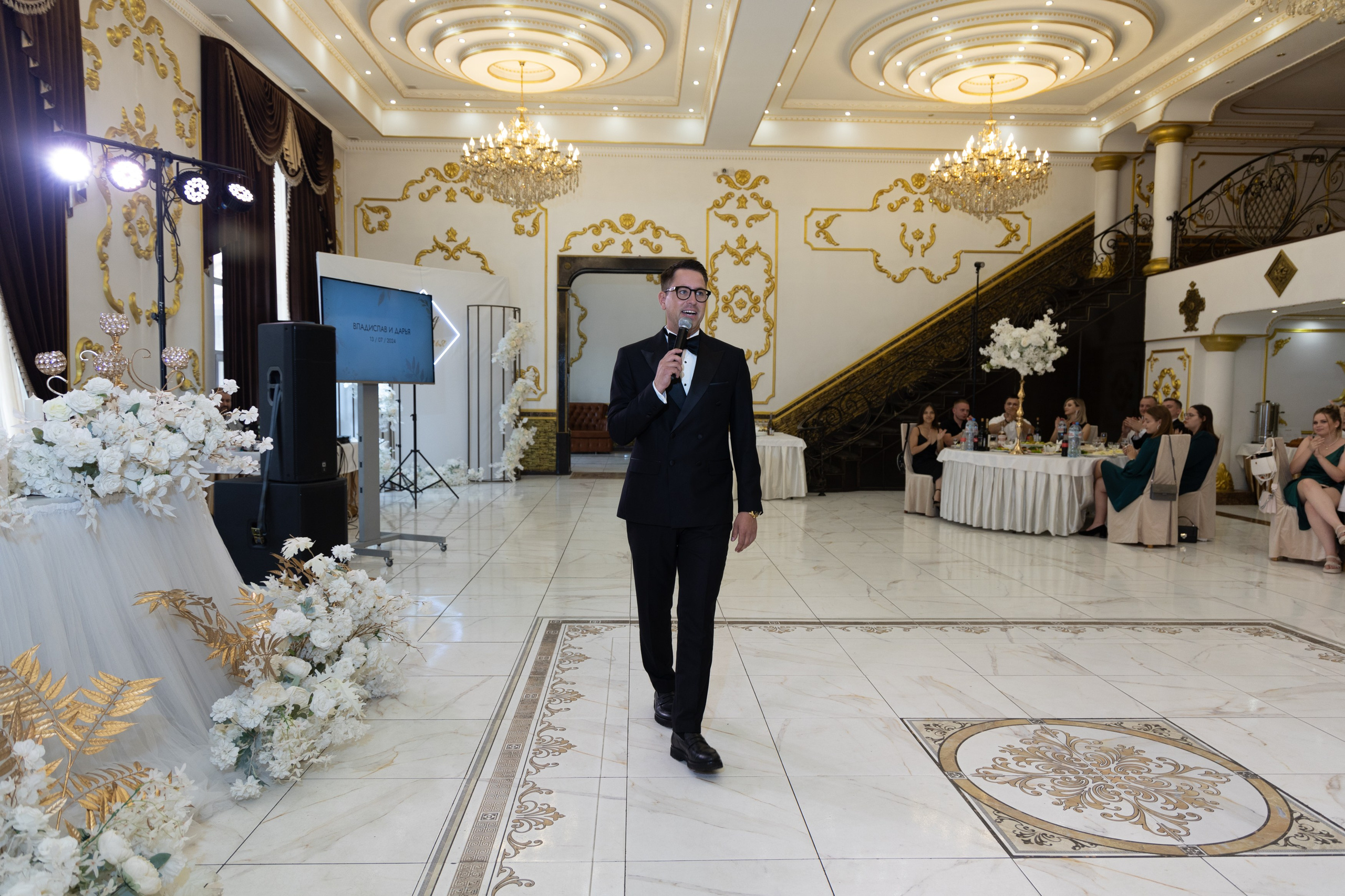 Vladislav & Daria. Фотограф свадебный, репортажный, индивидуальный, фото для маркетплейсов, брендов, автосалонов