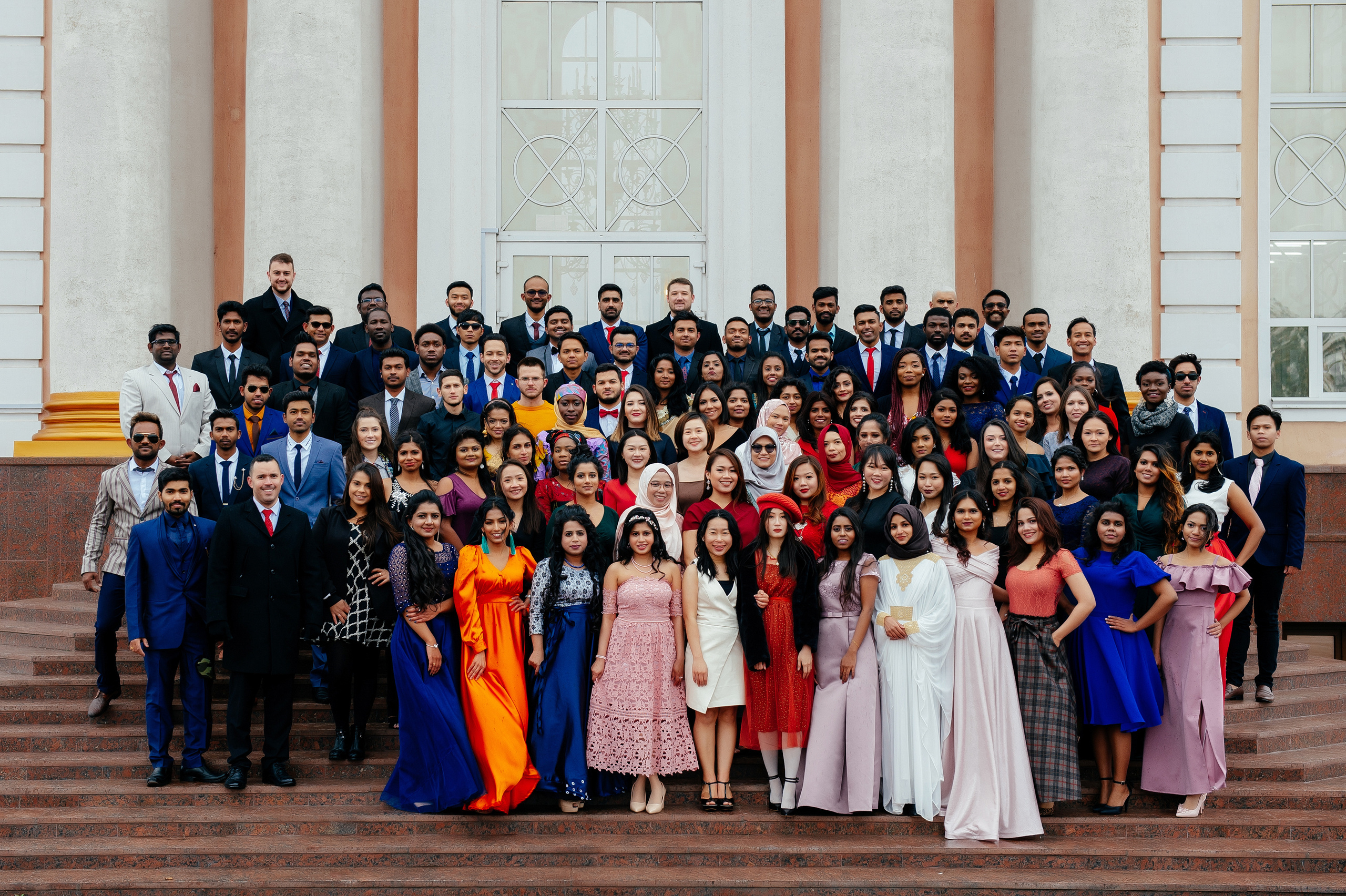 Вручение дипломов студентам КГМУ. Репортажный и свадебный фотограф в Курске Борис Захарчук