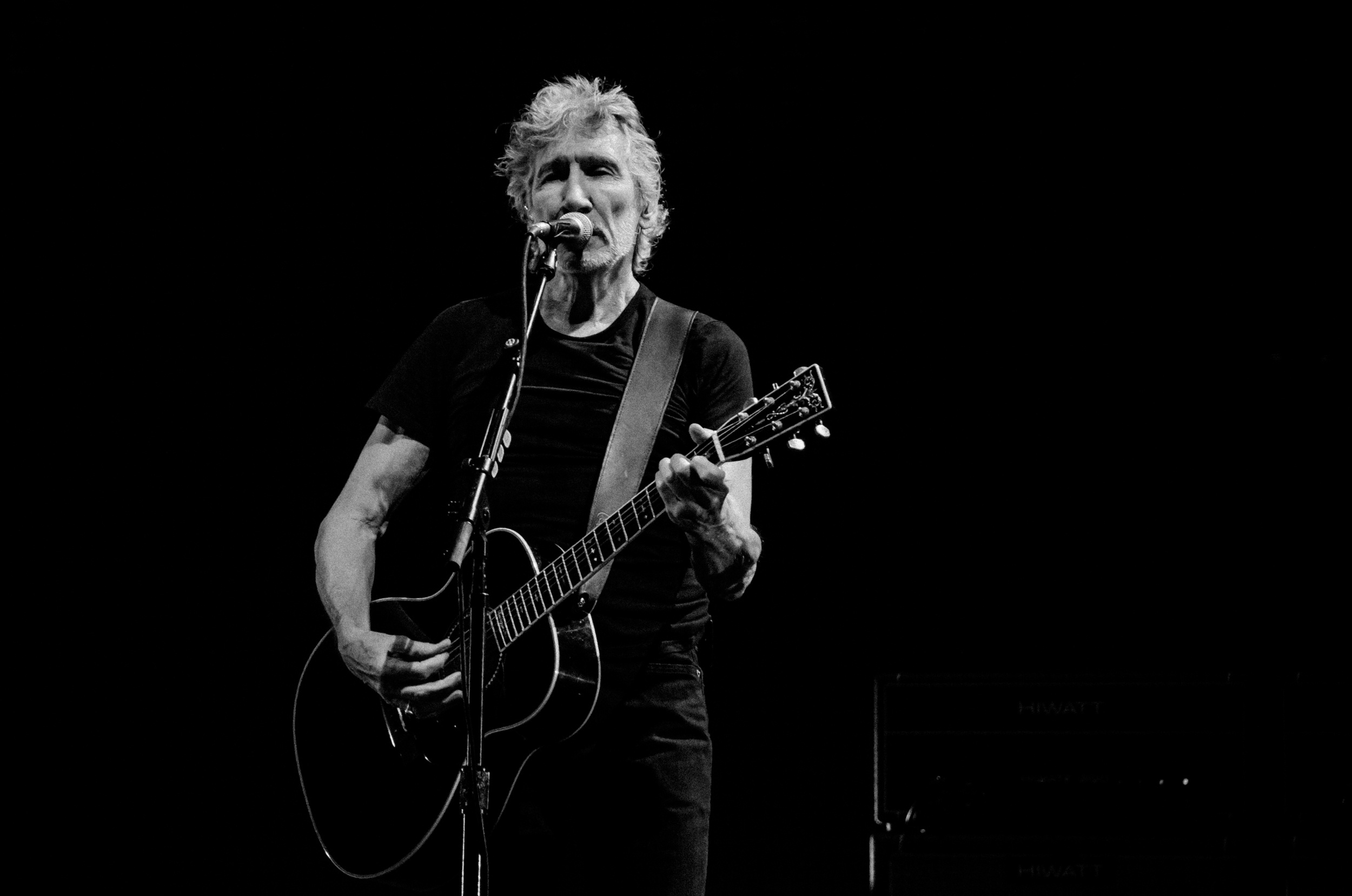 Роджер Уотерс концерт в Москве. Репортажный и свадебный фотограф в Курске Борис Захарчук