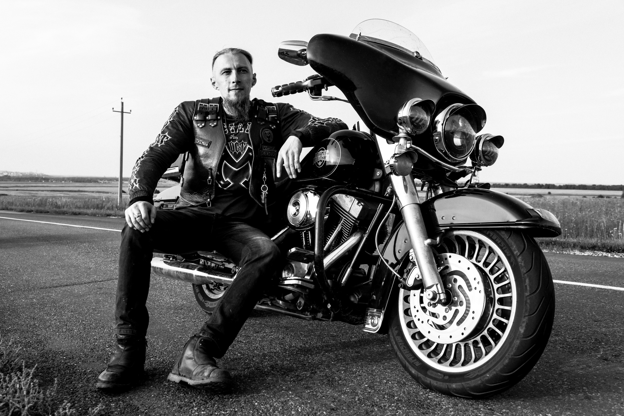 Байкерский клуб Мустанги ОСТ. Репортажный и свадебный фотограф в Курске Борис Захарчук