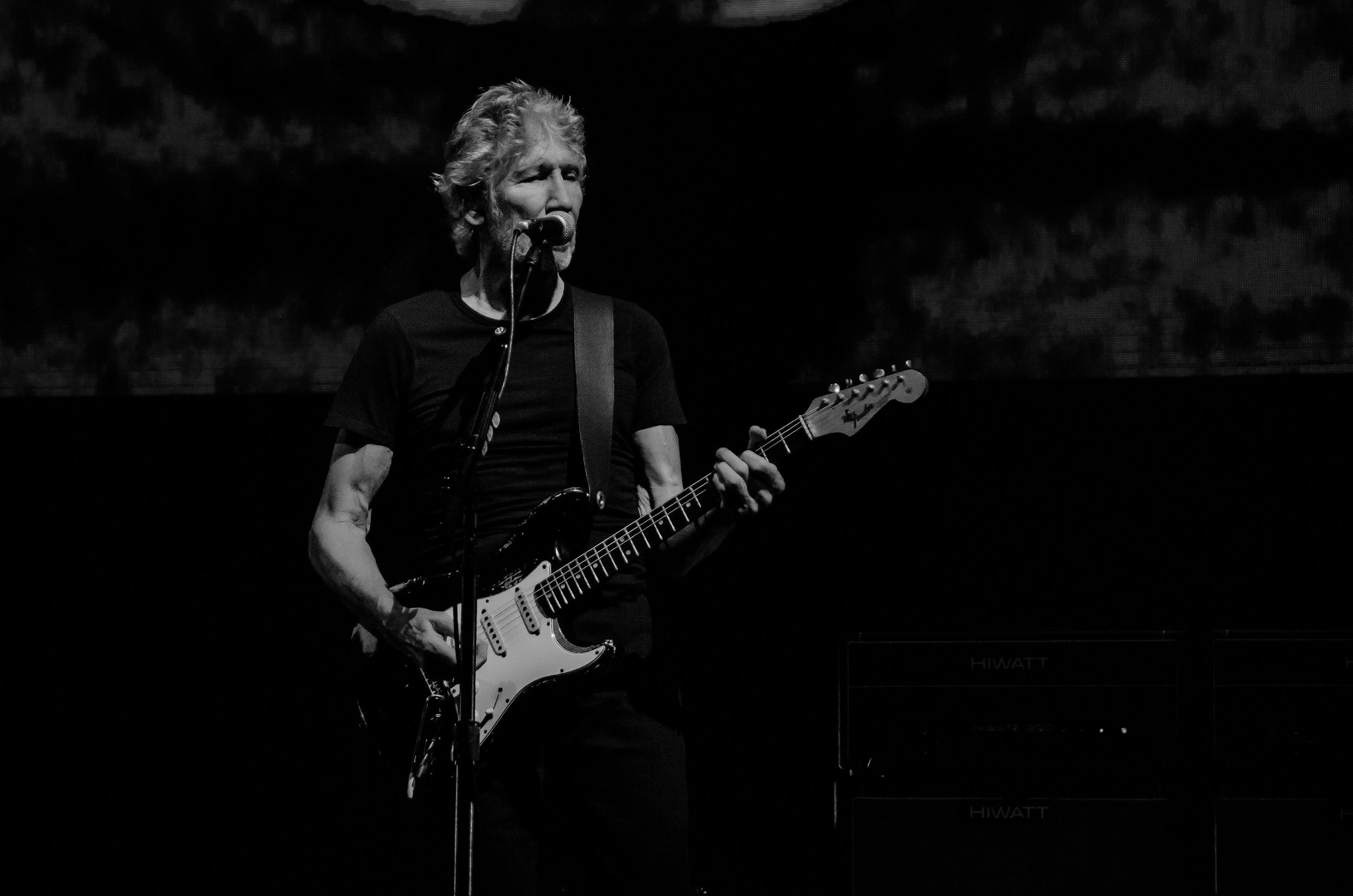 Роджер Уотерс концерт в Москве. Репортажный и свадебный фотограф в Курске Борис Захарчук