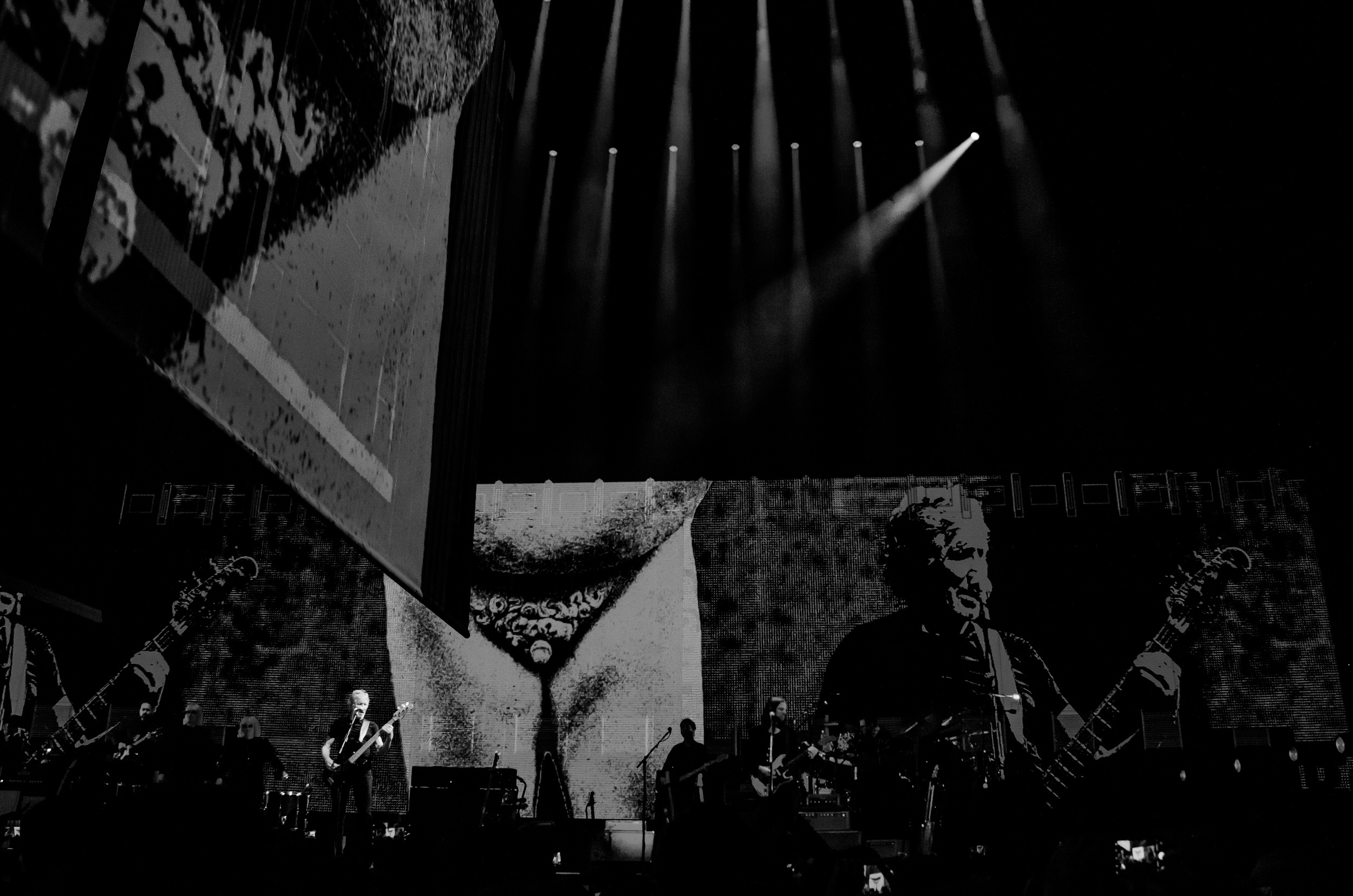 Роджер Уотерс концерт в Москве. Репортажный и свадебный фотограф в Курске Борис Захарчук