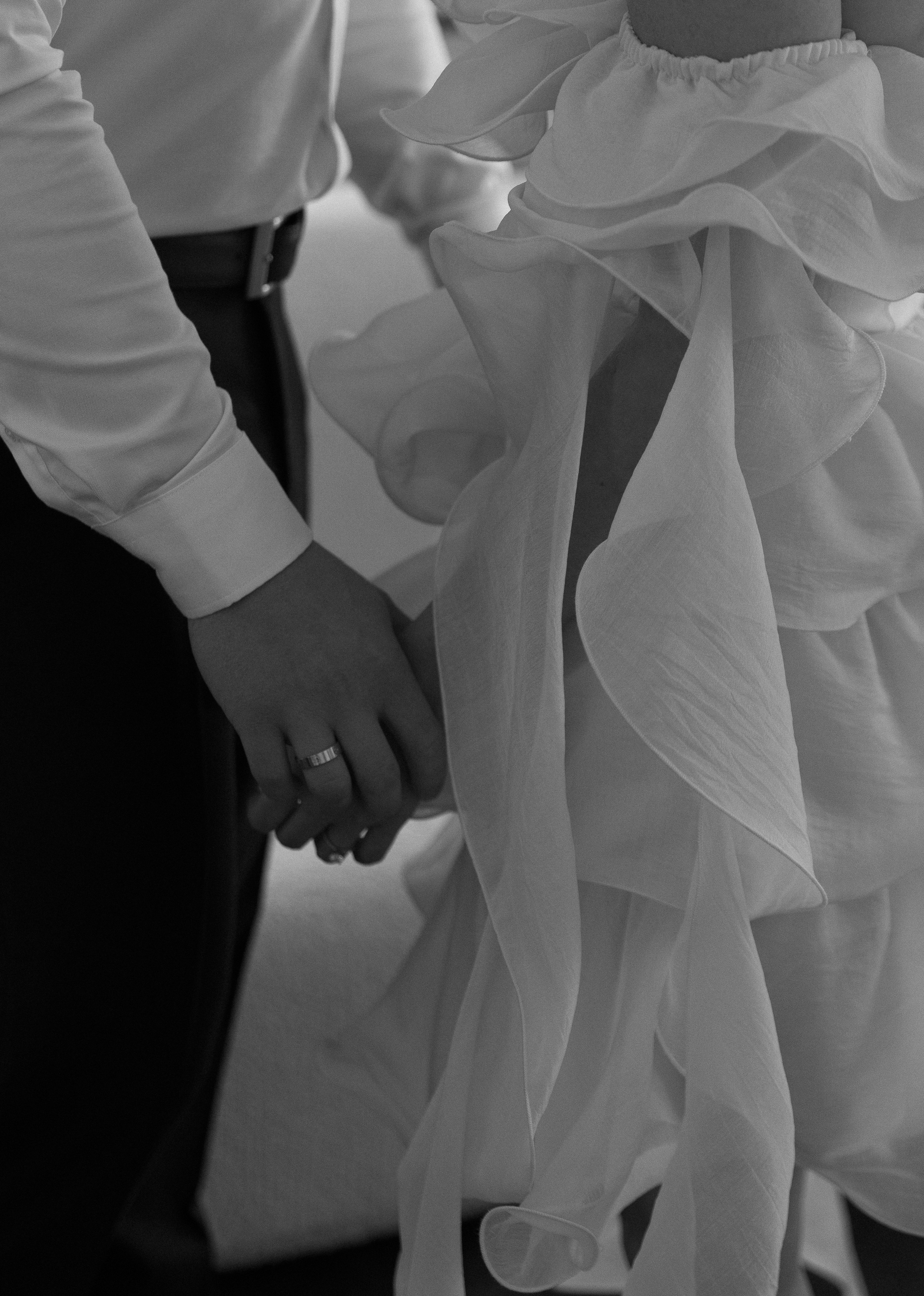 17|08|25. On Emotions агентство