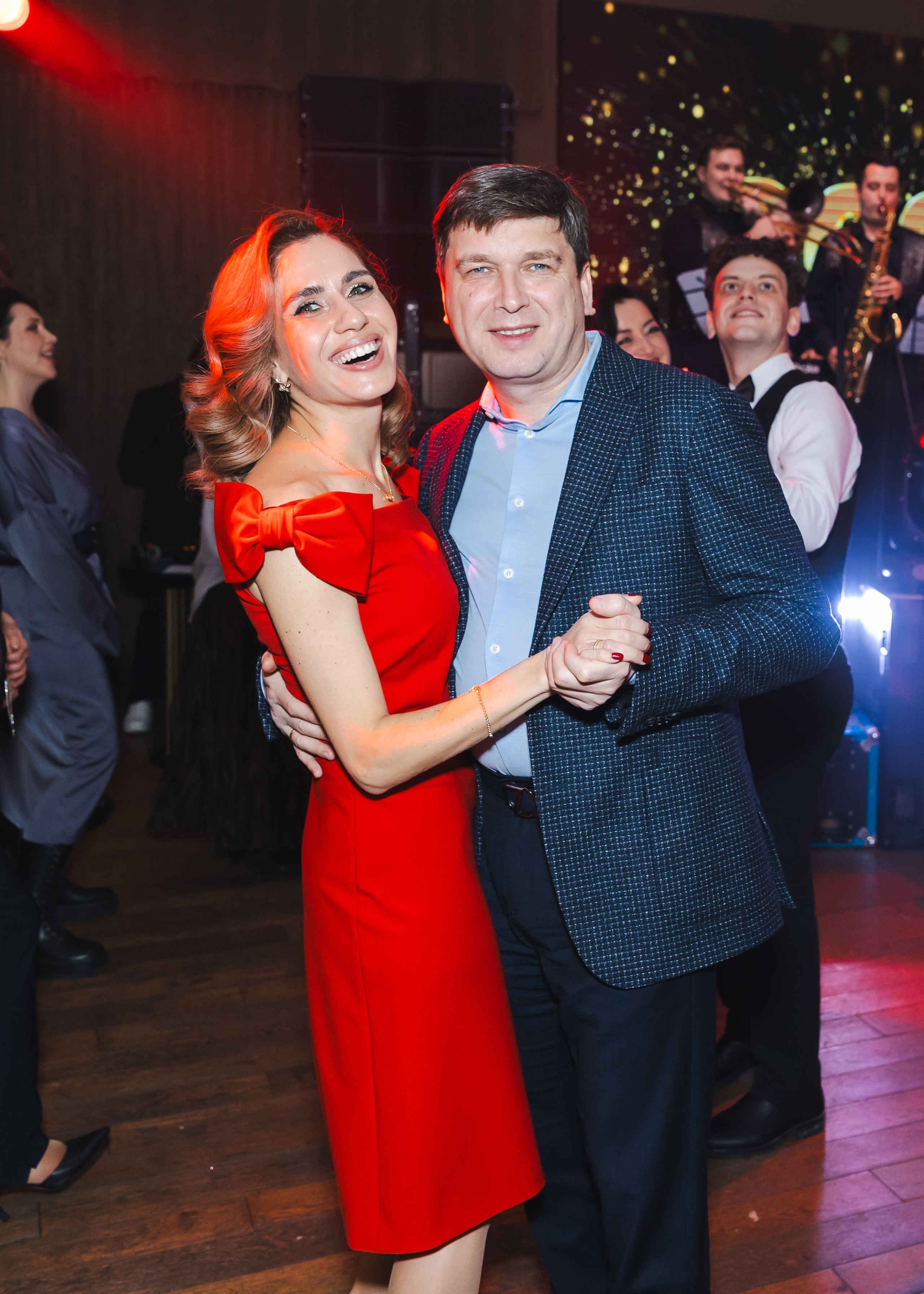 НОВОГОДНИЕ КОРПОРАТИВЫ. ФОТОГРАФ ВИНОГРАДОВА ДАРЬЯ