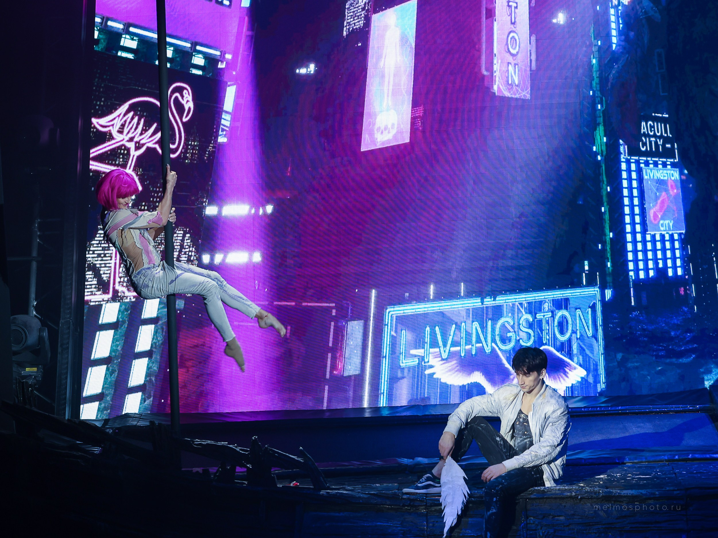 АНТИГРАВИТАЦИЯ. Репортажный, архитектурный, театральный и файн-арт фотограф Лена Мельникова в Москве