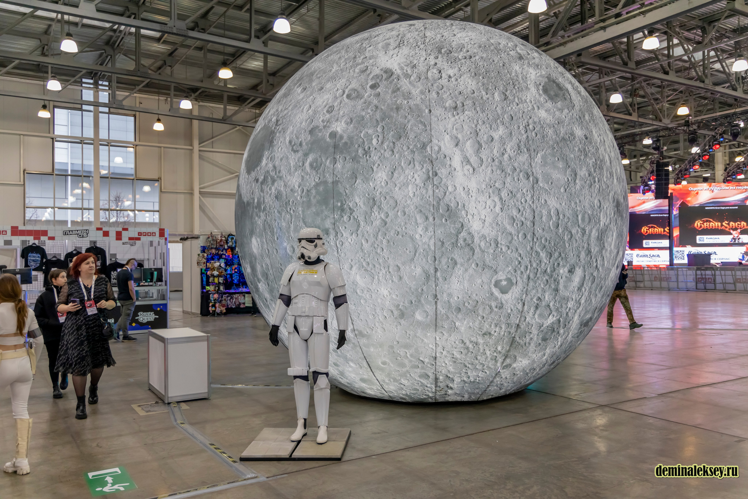 Рэд экспо 2024. Репортажный, семейный и студийный фотограф в Москве Демин Алексей