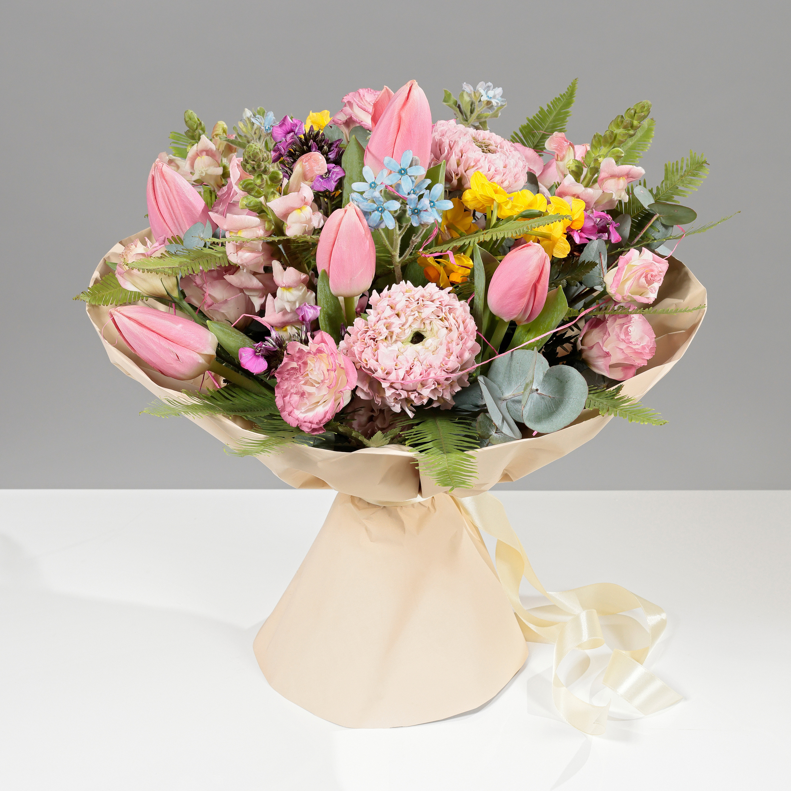 Флорист: Жанна Семёнова