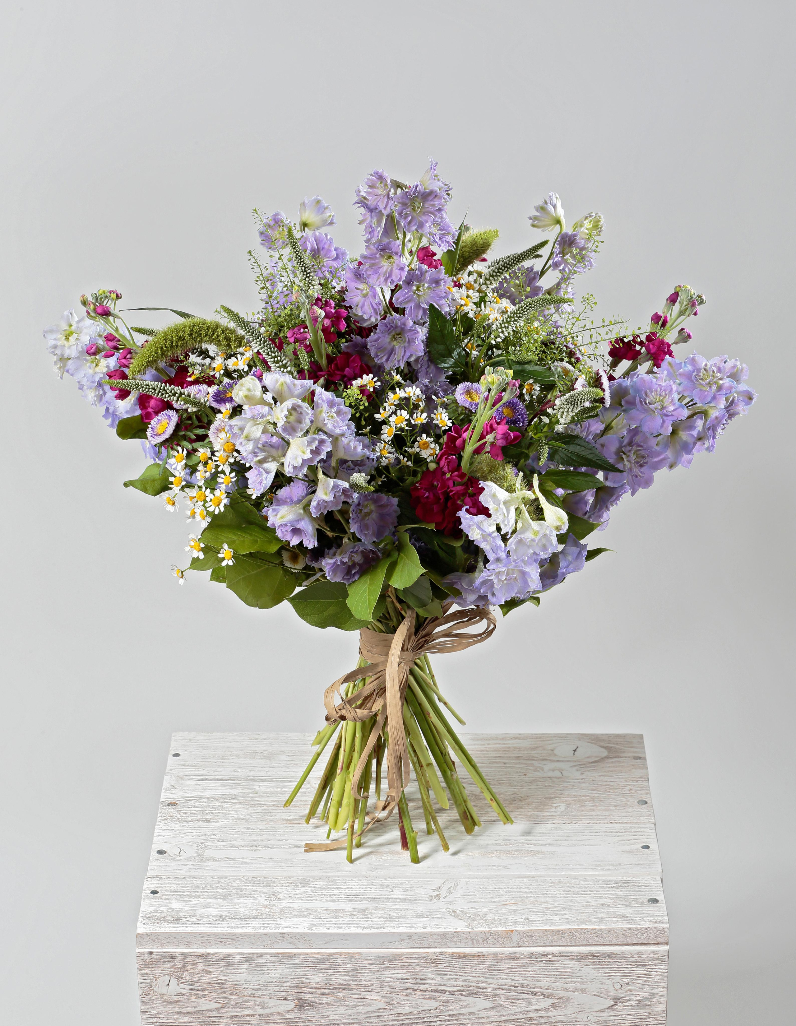 Фотосъёмка для компании Цветы и мечты. Попов.фото — Предметная фотостудия в Новой Москве