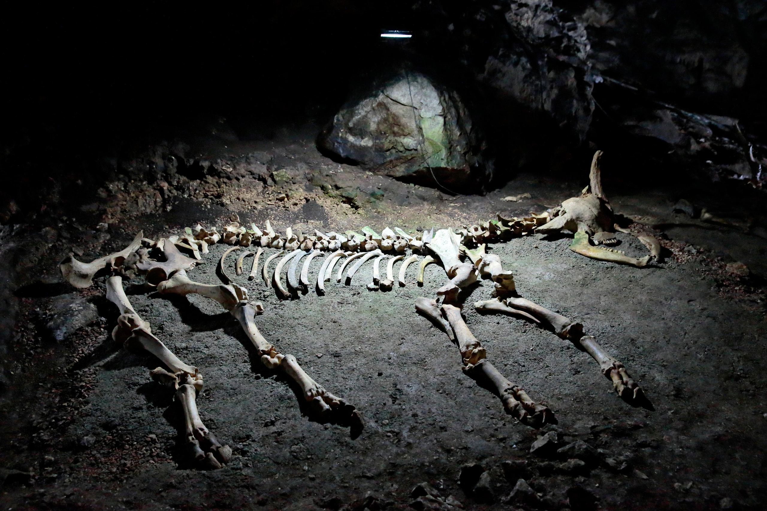 Фотографии пещер. Попов.фото — Предметная фотостудия в Новой Москве