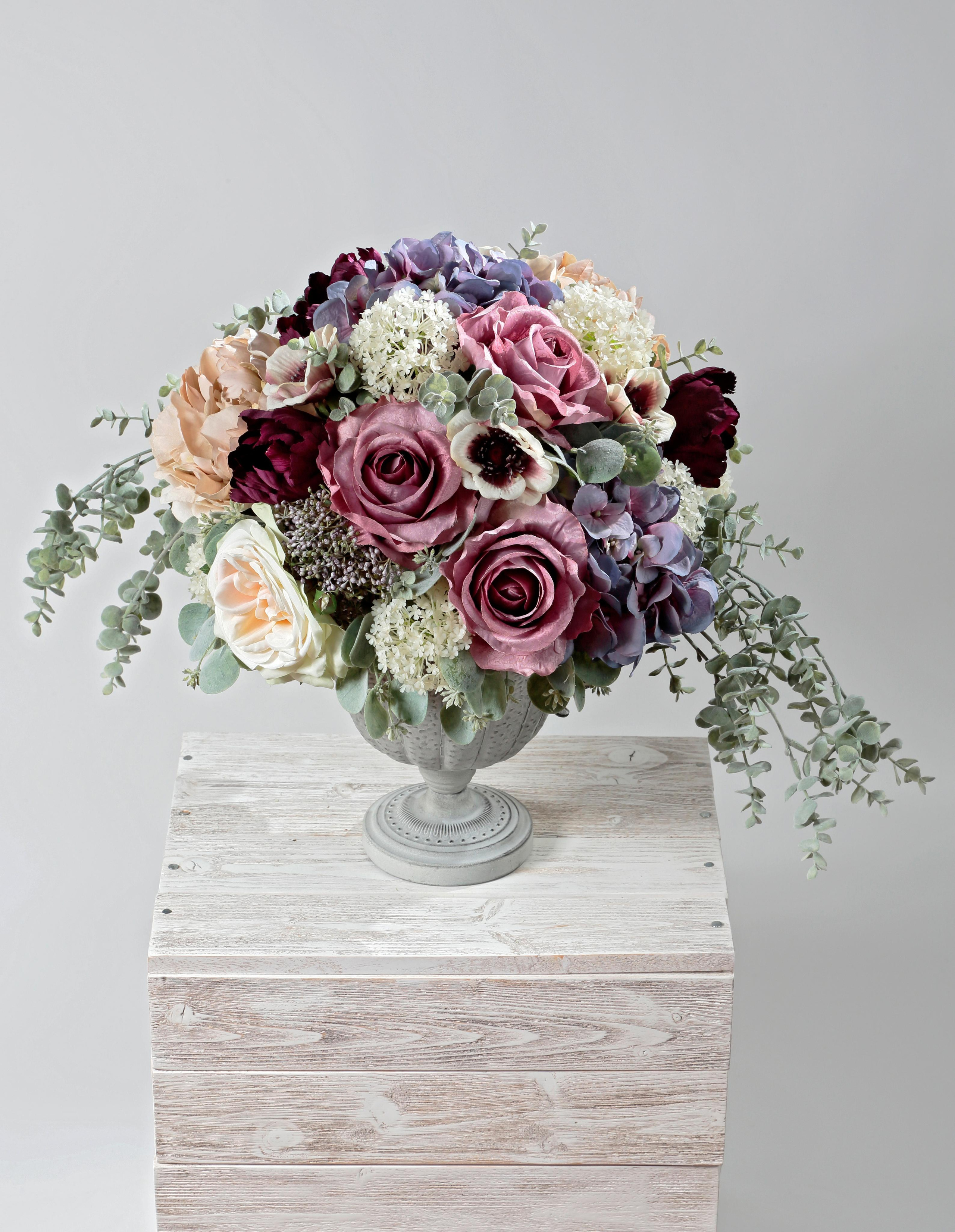 Фотосъёмка для компании Цветы и мечты. Попов.фото — Предметная фотостудия в Новой Москве