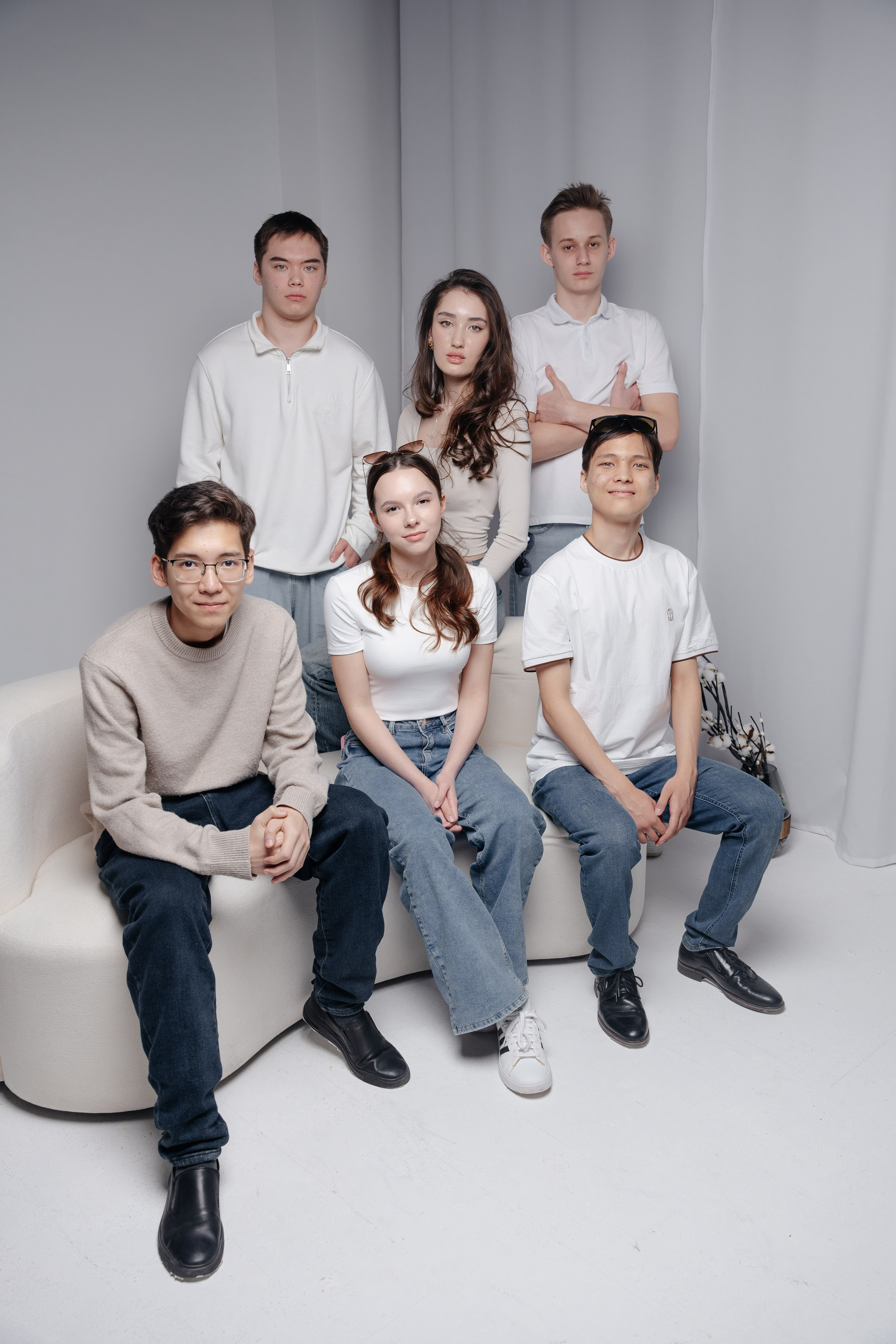 Общие кадры в студии. Выпускные альбомы в Нур-Султане (Астана) и по всему Казахстану