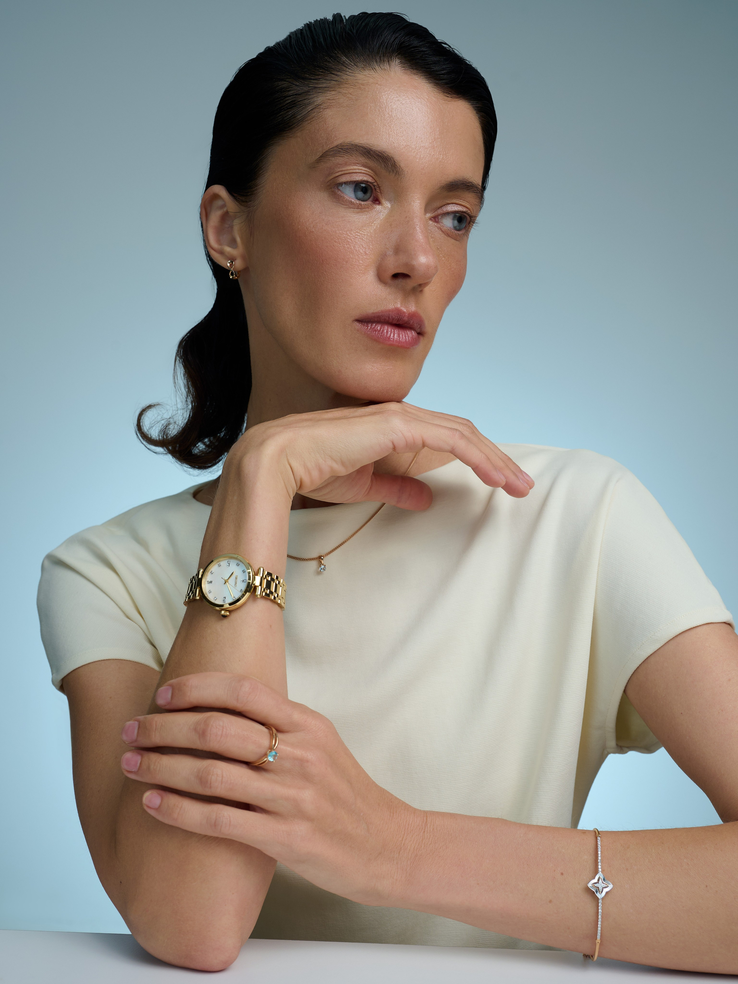 Каталог для бренда AllTime. Фотограф для брендов в Москве Ксения Чупрунова