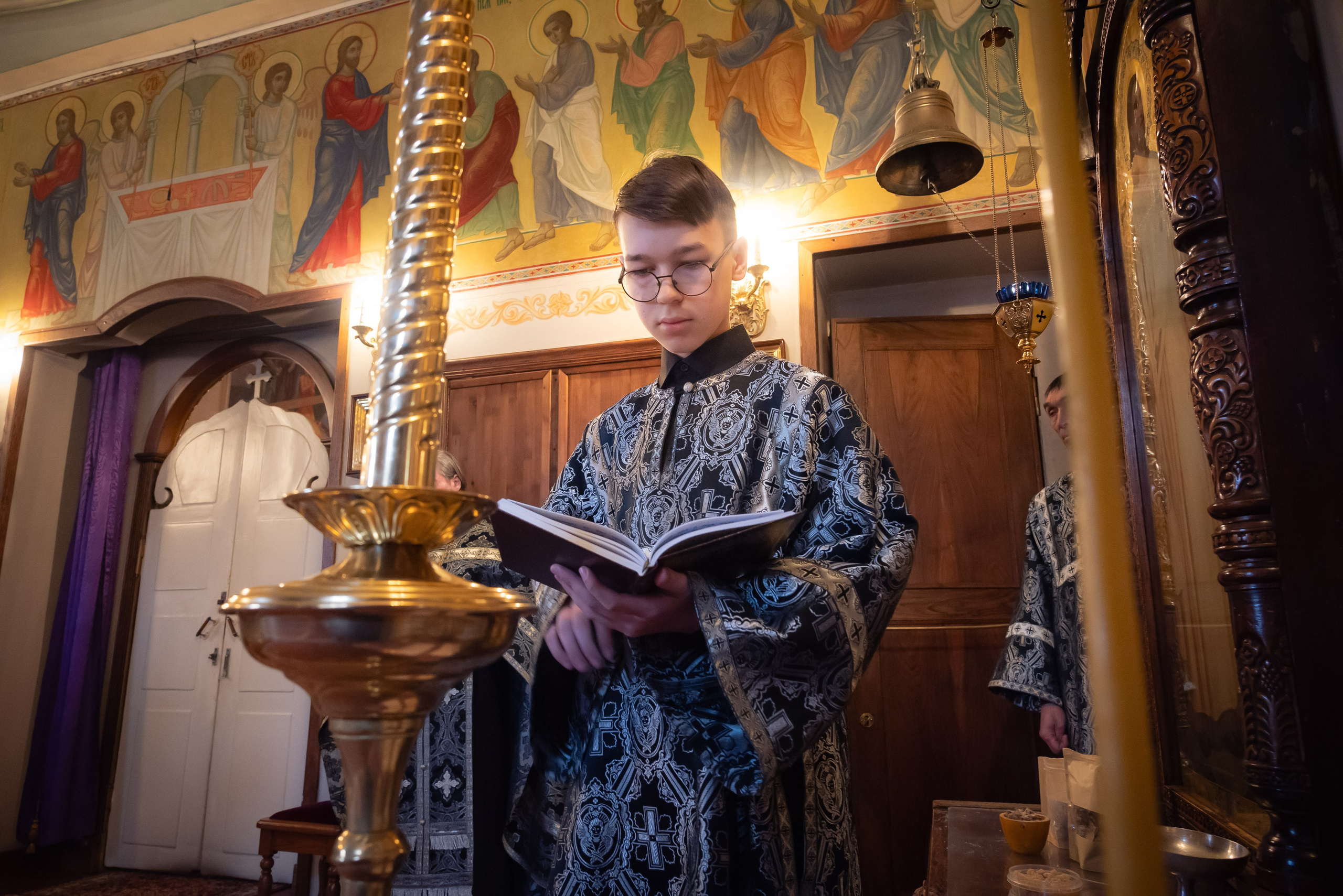 Богородский храм. Вынос Плащаницы. Антон и Татьяна Денисенко — В храме