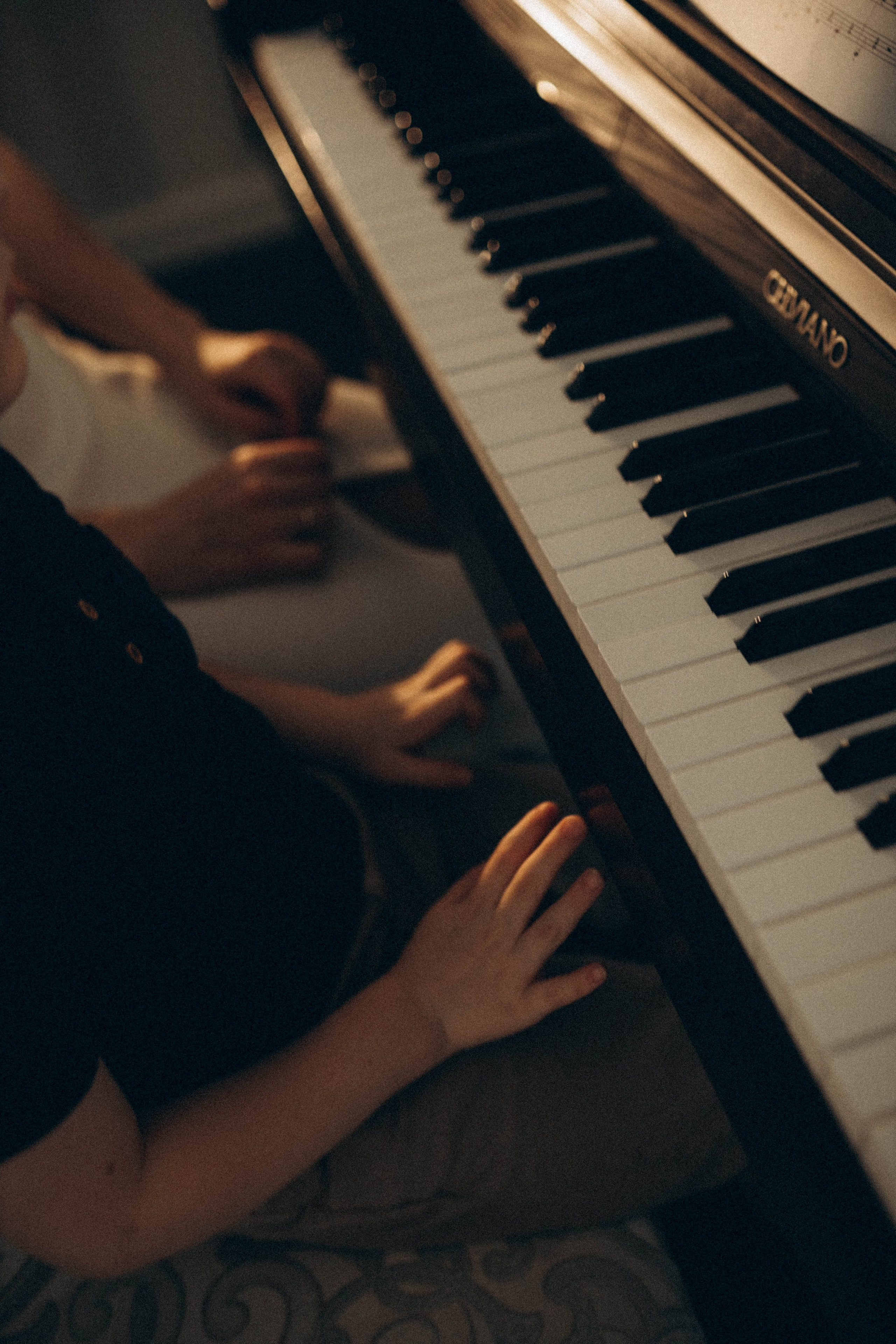 Преподаватель музыки