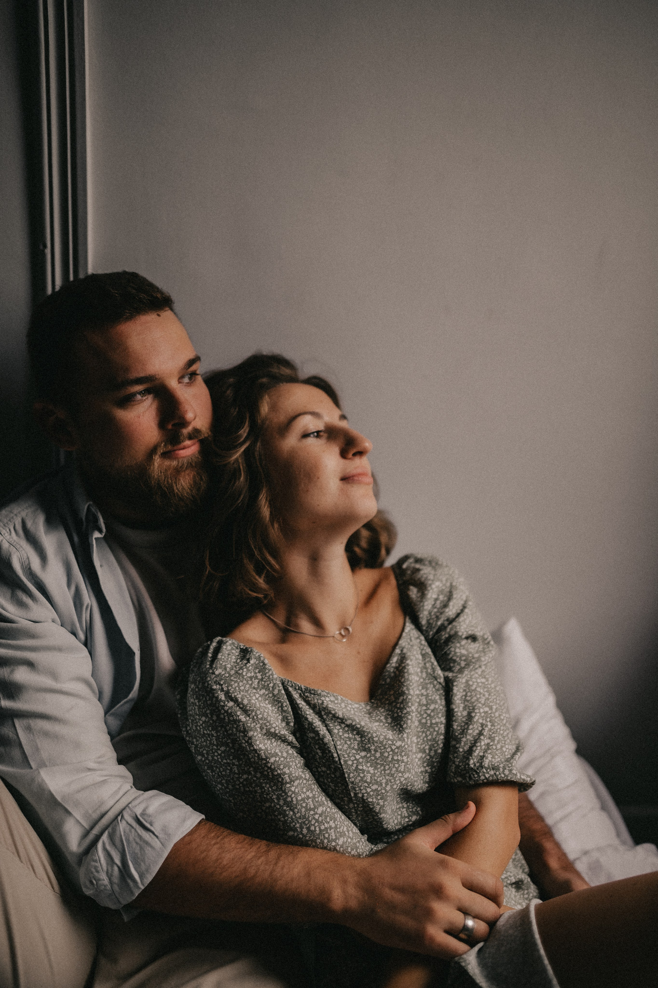 Лавстори в питерской студии. Семейный и свадебный lifestyle-фотограф в Москве Мария Петрова