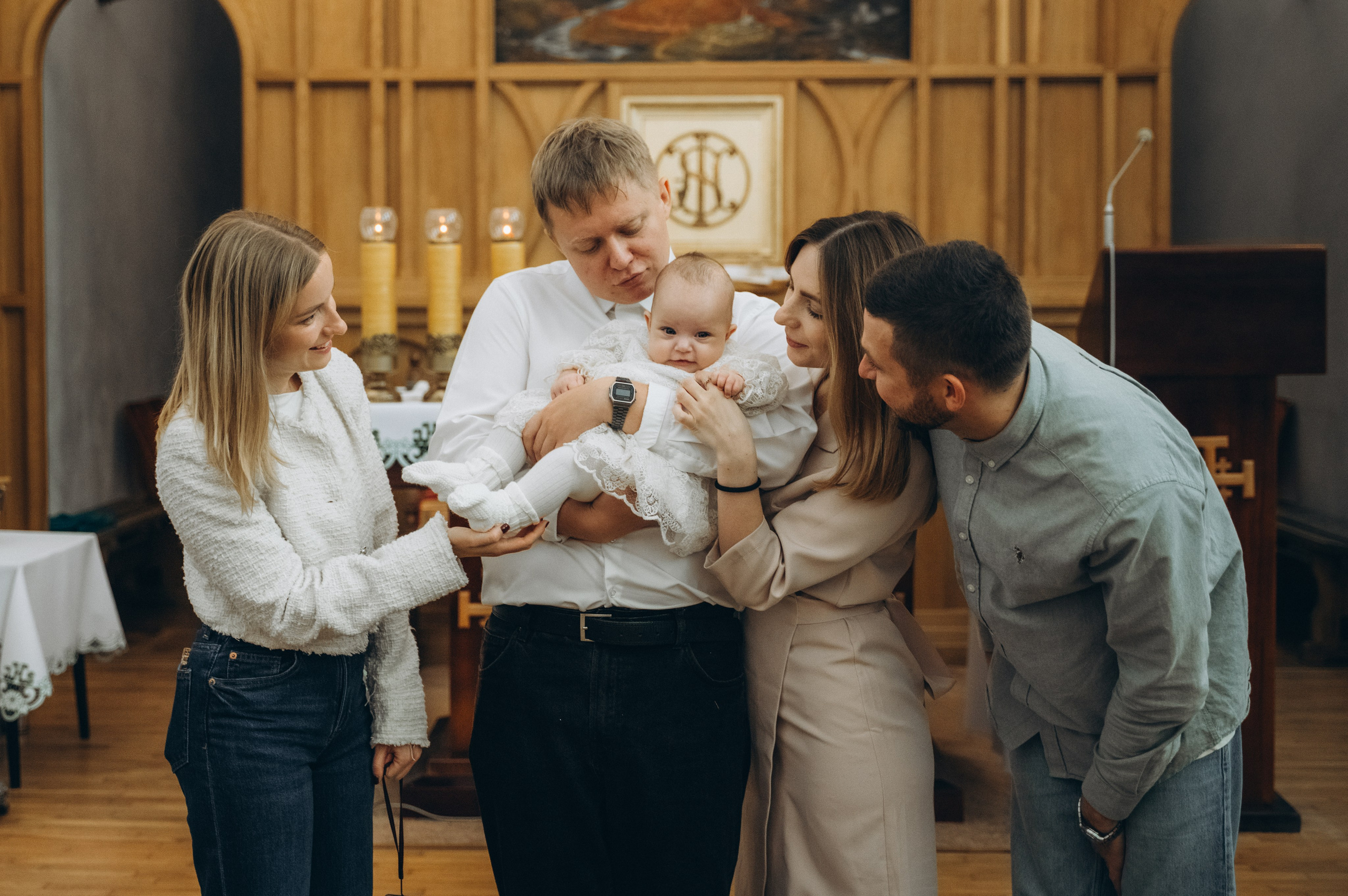 Крещение Эмили (Золотогорский костёл Пресвятой Троицы). Семейный фотограф в Минске Дарья Дреко