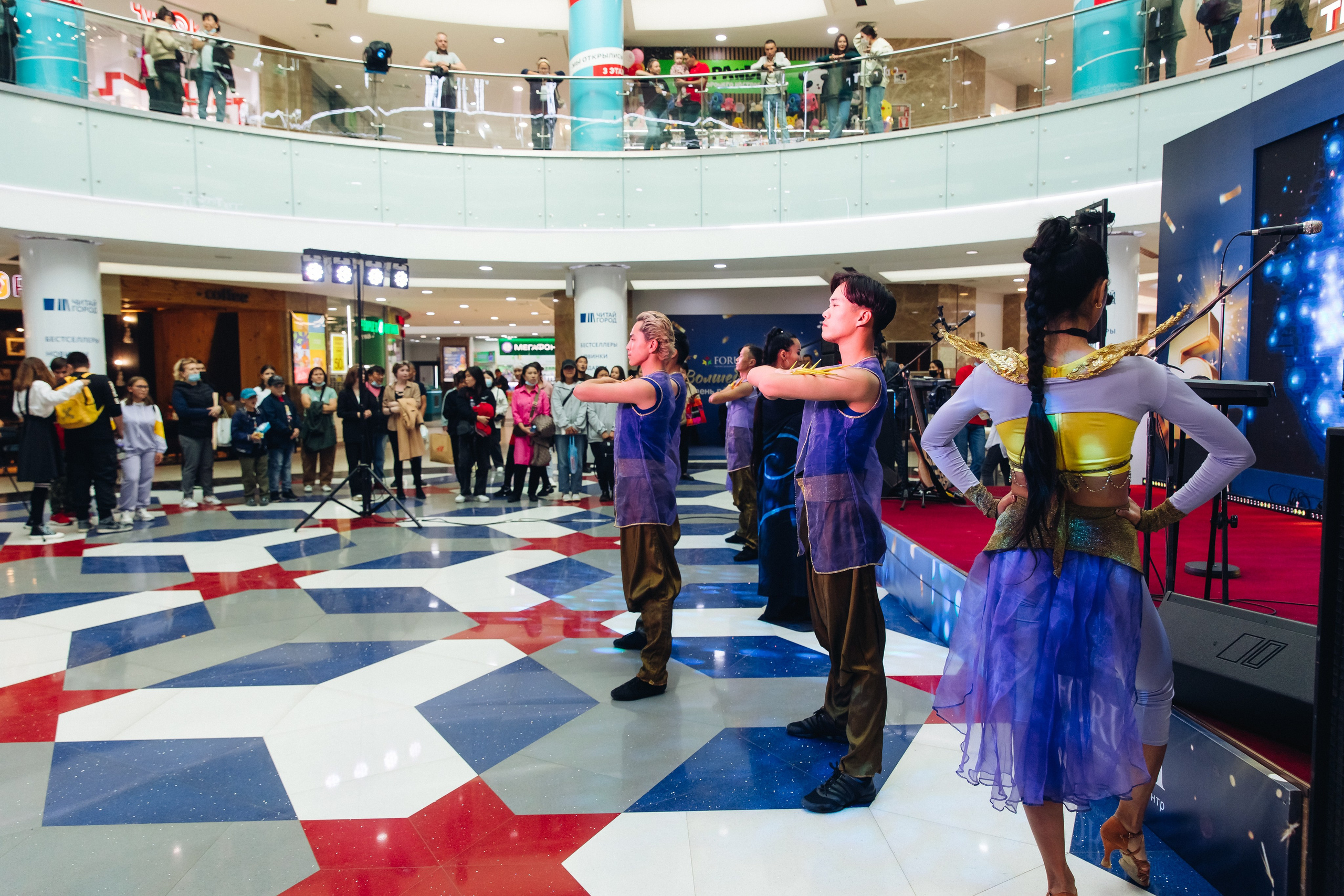 5 лет ТЦ Форум. Свадебный и семейный фотограф в Улан-Удэ