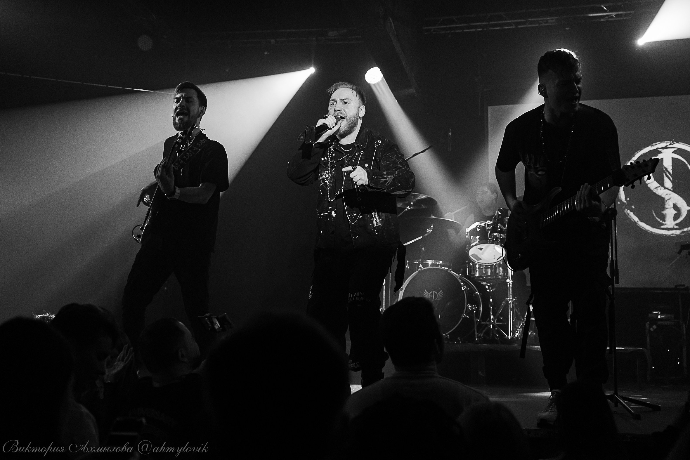 19.11.2023 iOstra Glastonberry. Виктория Ахмылова. Фотограф в Москве