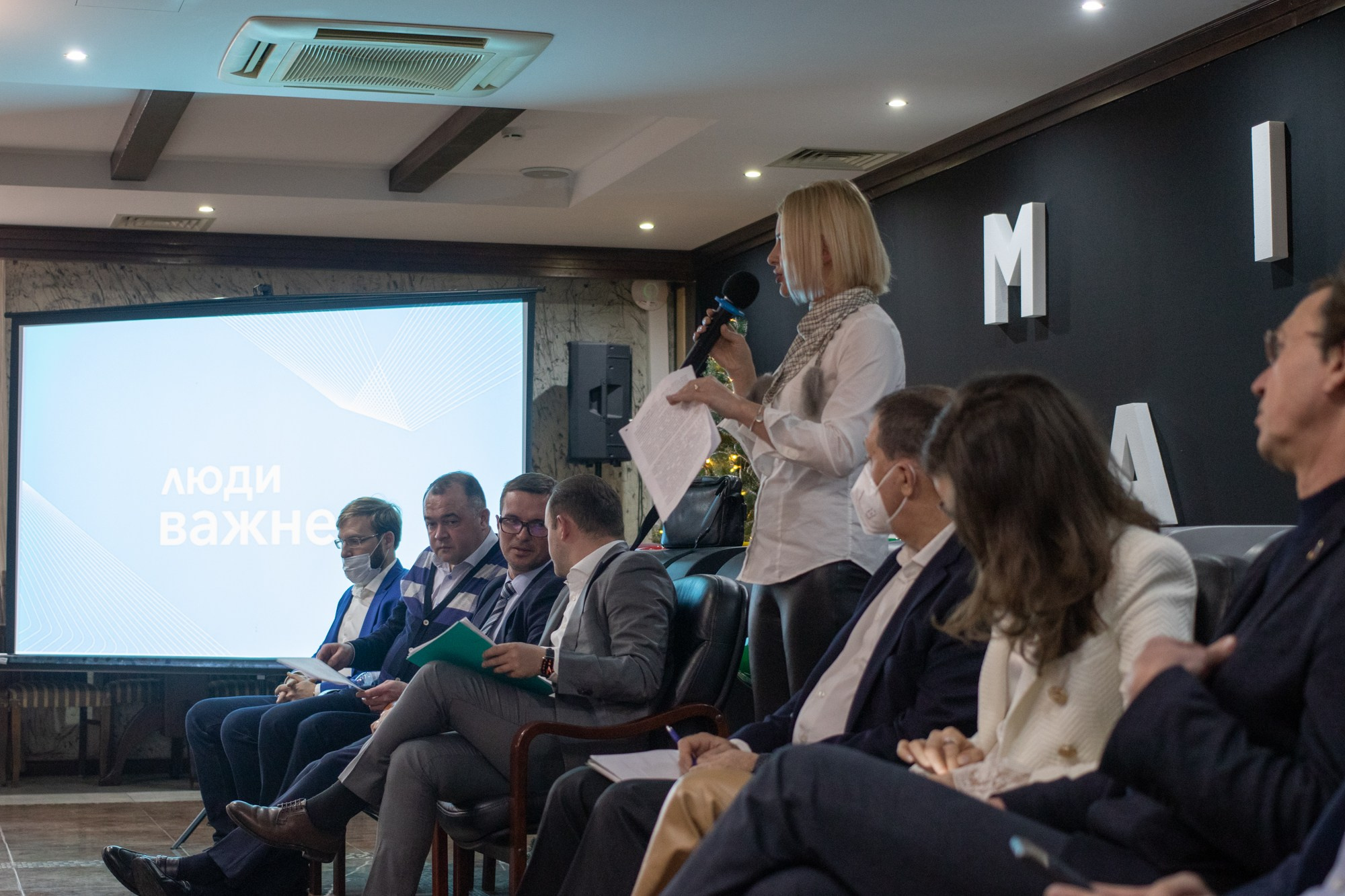 Встреча с Владиславом Даванковым и «Опора России». Репортажный, промышленный и маркетплейс-фотограф Дмитрий Чернат