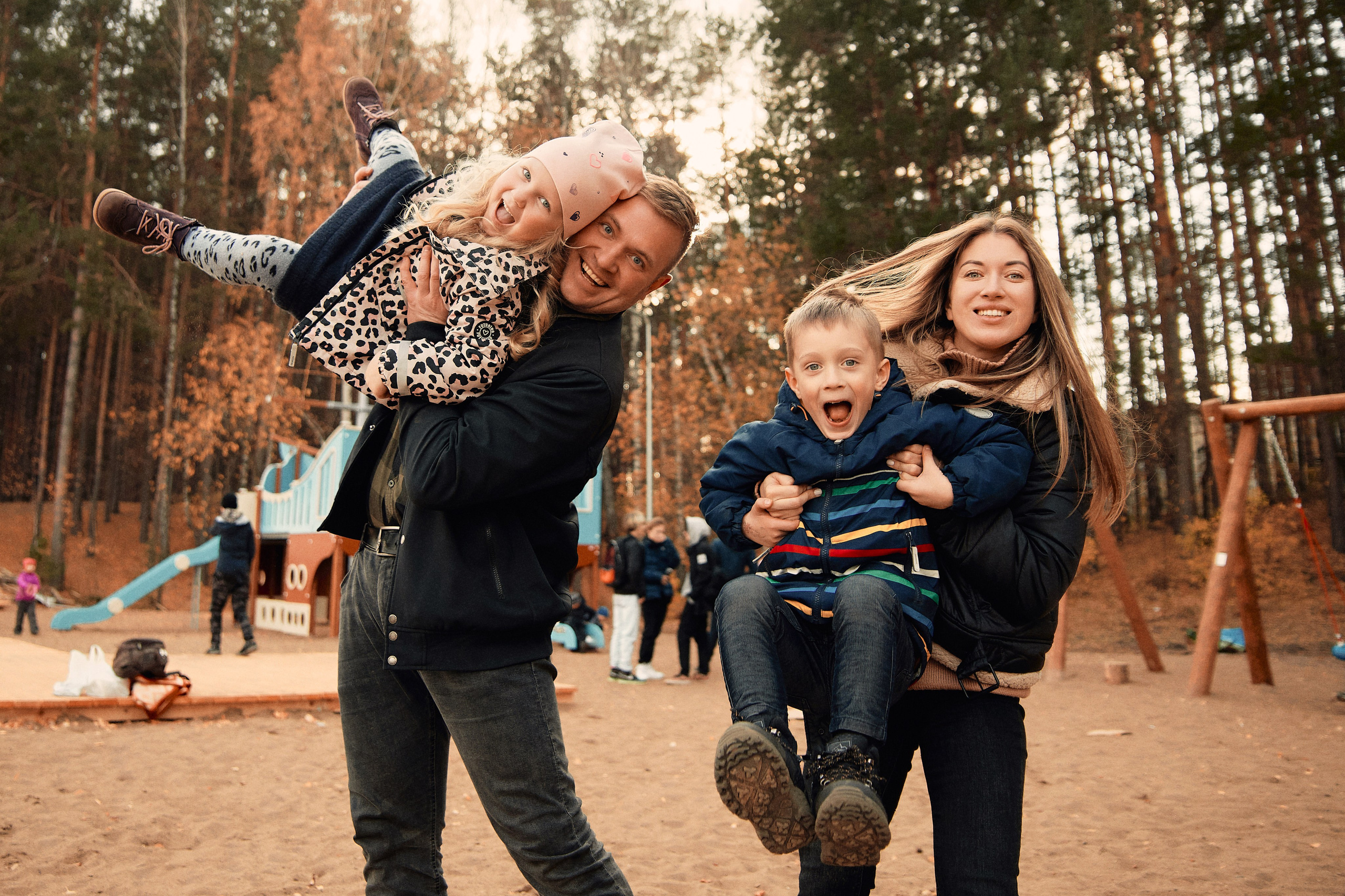 Лёня, Наташа, Матвей и Маша. Свадебный фотограф Чайковский