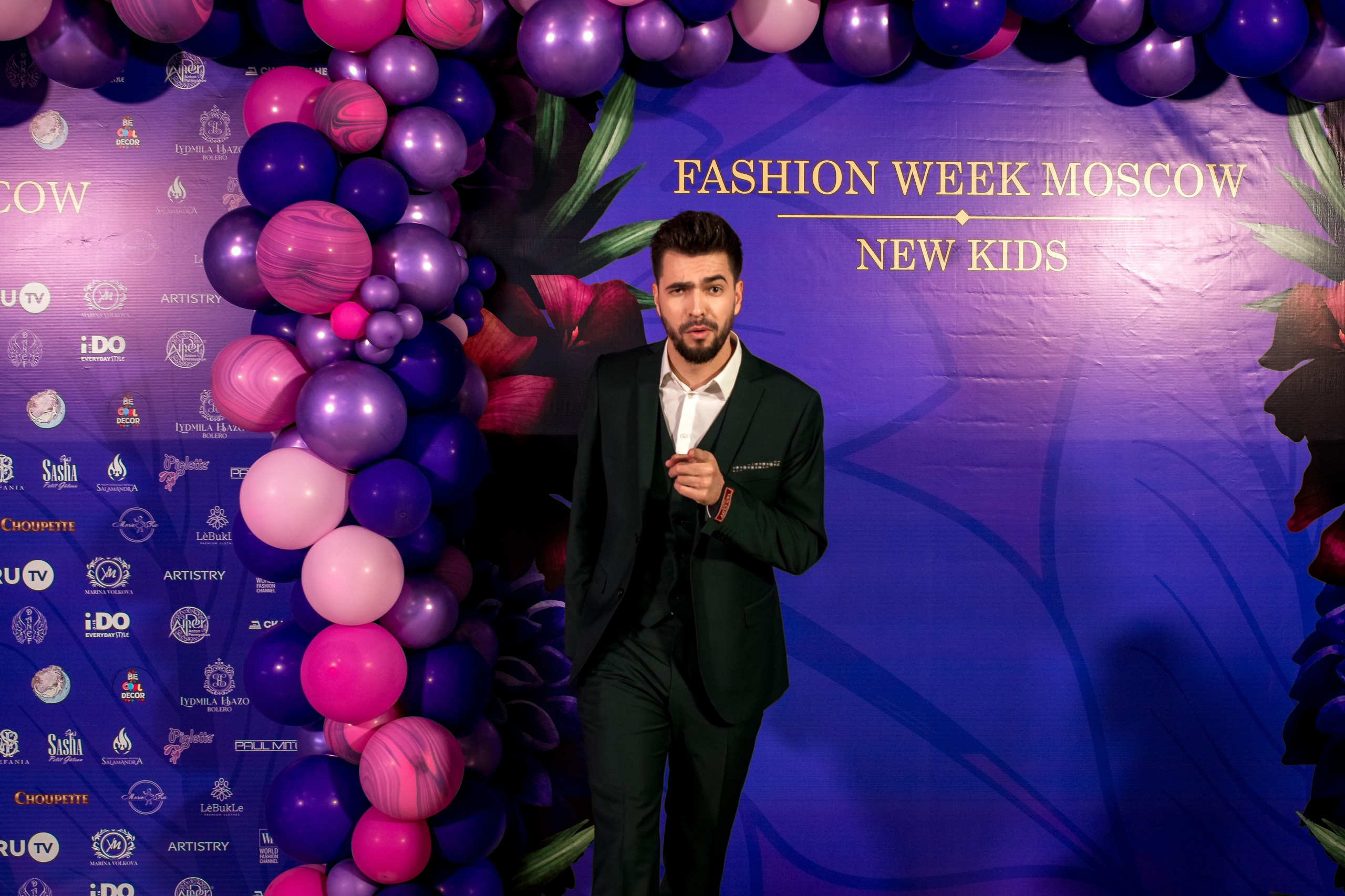 Показ Итальянской моды в России весна 2022. Женский фотограф Крещение Венчание Москва Брянск