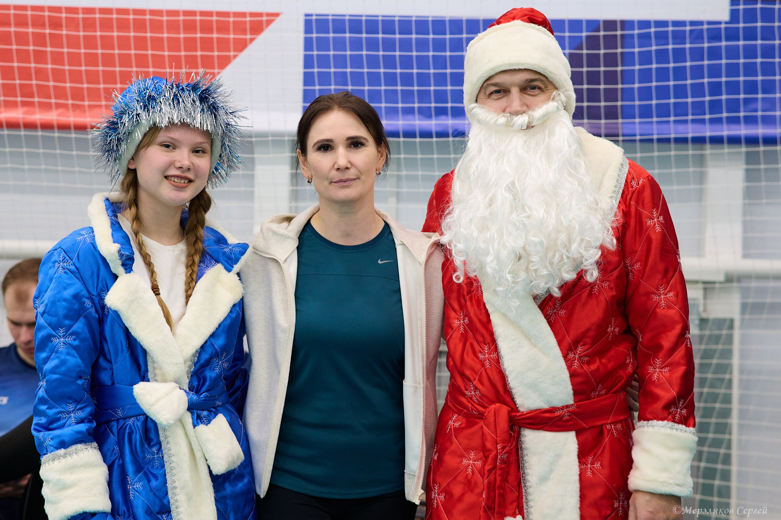 Новогодний волейбольный турнир. Ижевск. 16.12.23. Спортивный репортажный фотограф в Ижевске Сергей Мерзляков