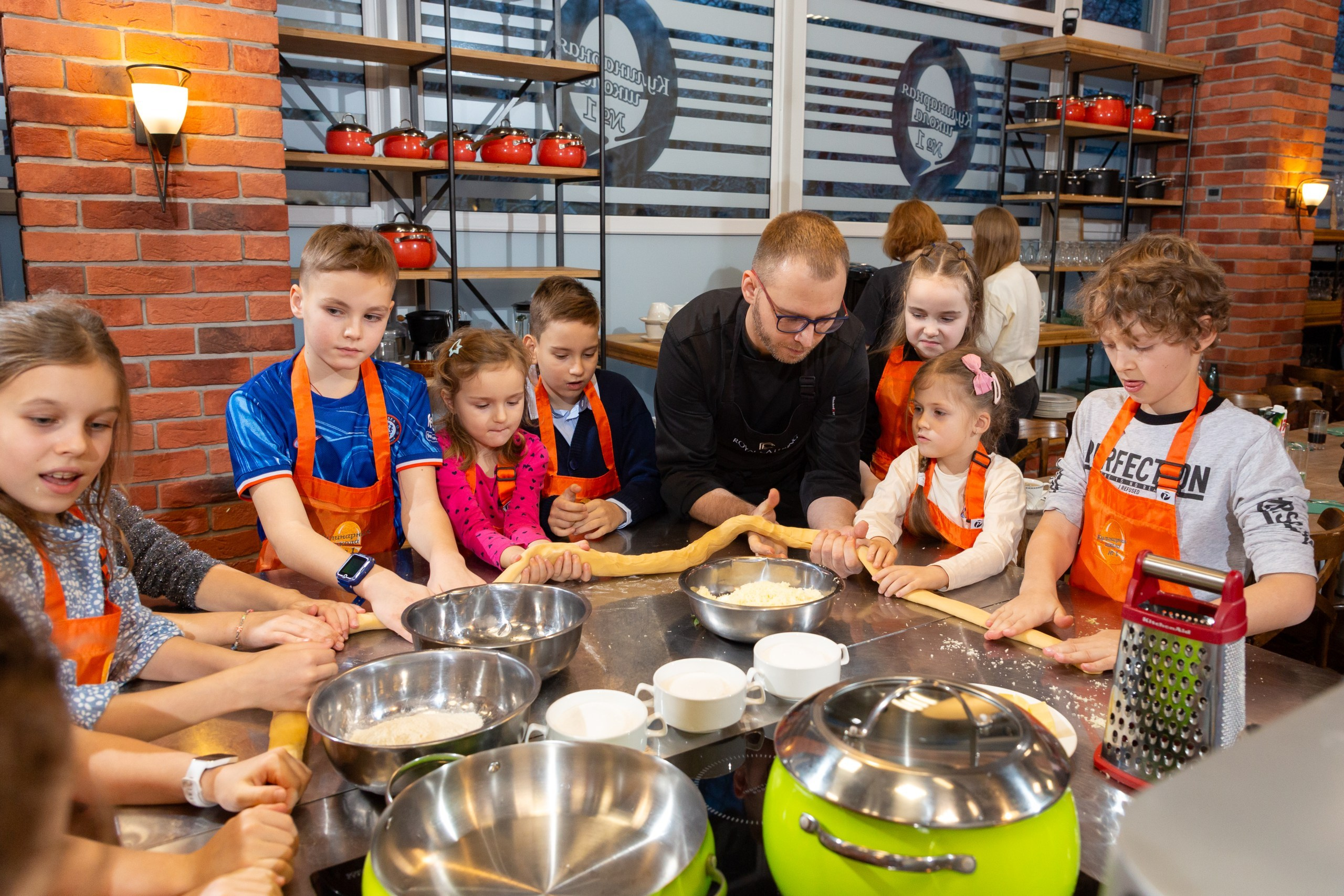 Кулинарная школа № 1. Семейный и детский фотограф в Санкт-Петербурге Пуликов Дмитрий