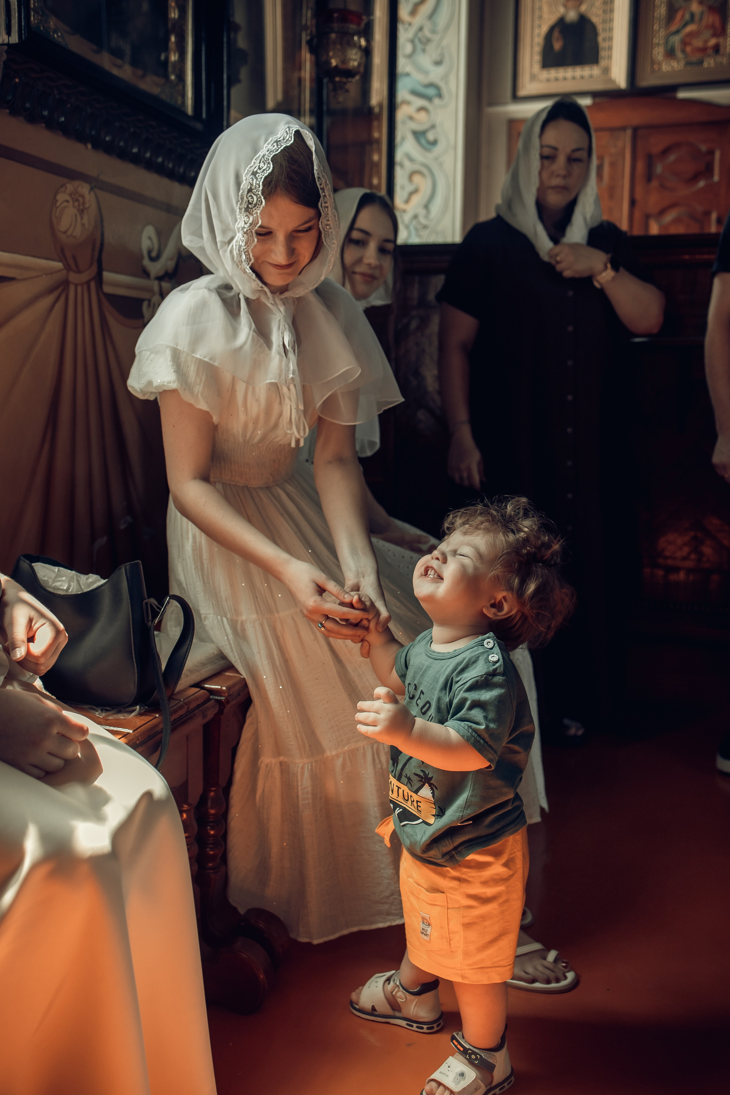 Таинство Крещения Мирона. Свято-Успенский храм. Свадебный фотограф Краснодар Инна Кириенко