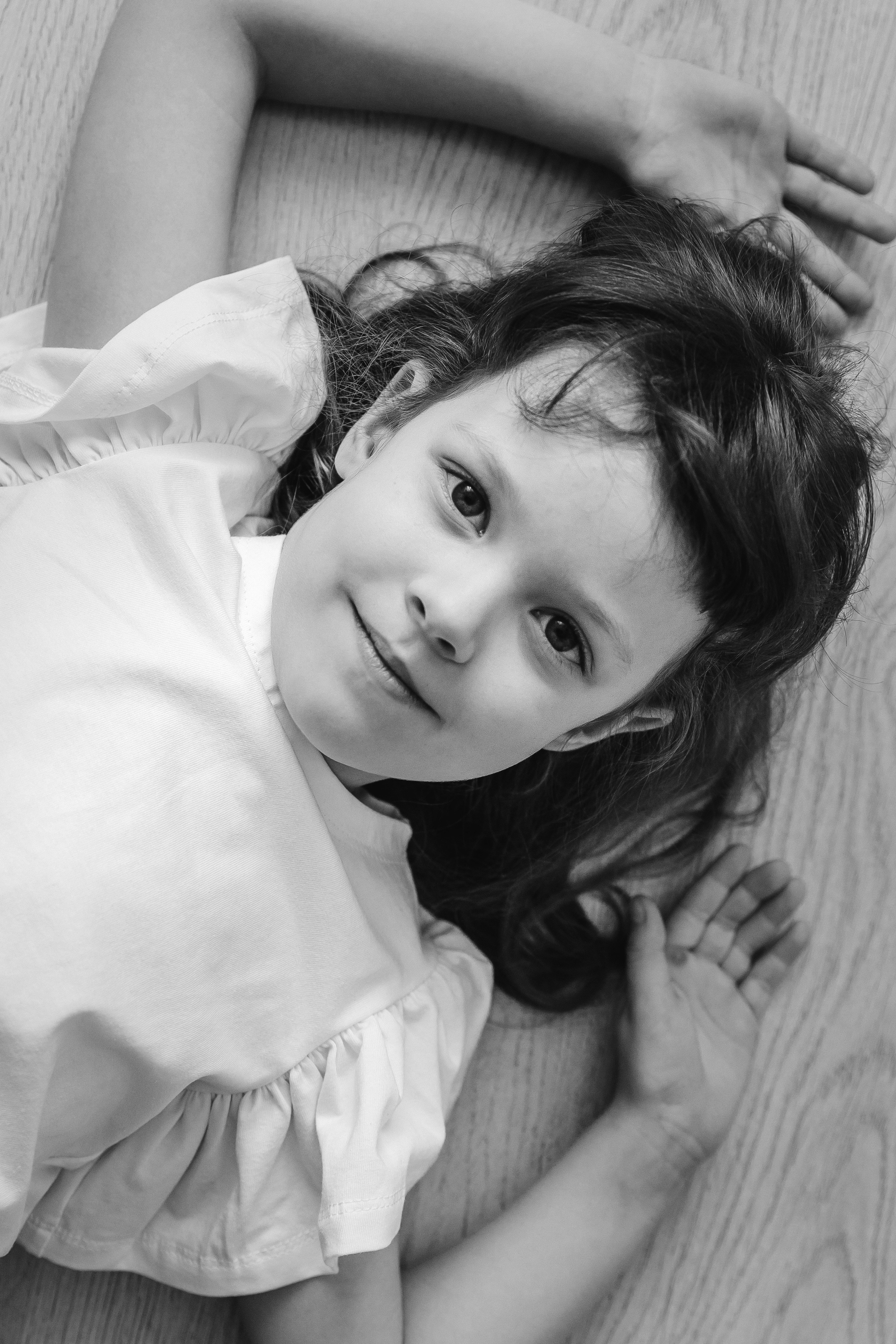 Минимализм / портреты + ЧБ. Детский фотограф, выпускные альбомы в Нижнем Новгороде Бодягина Мария