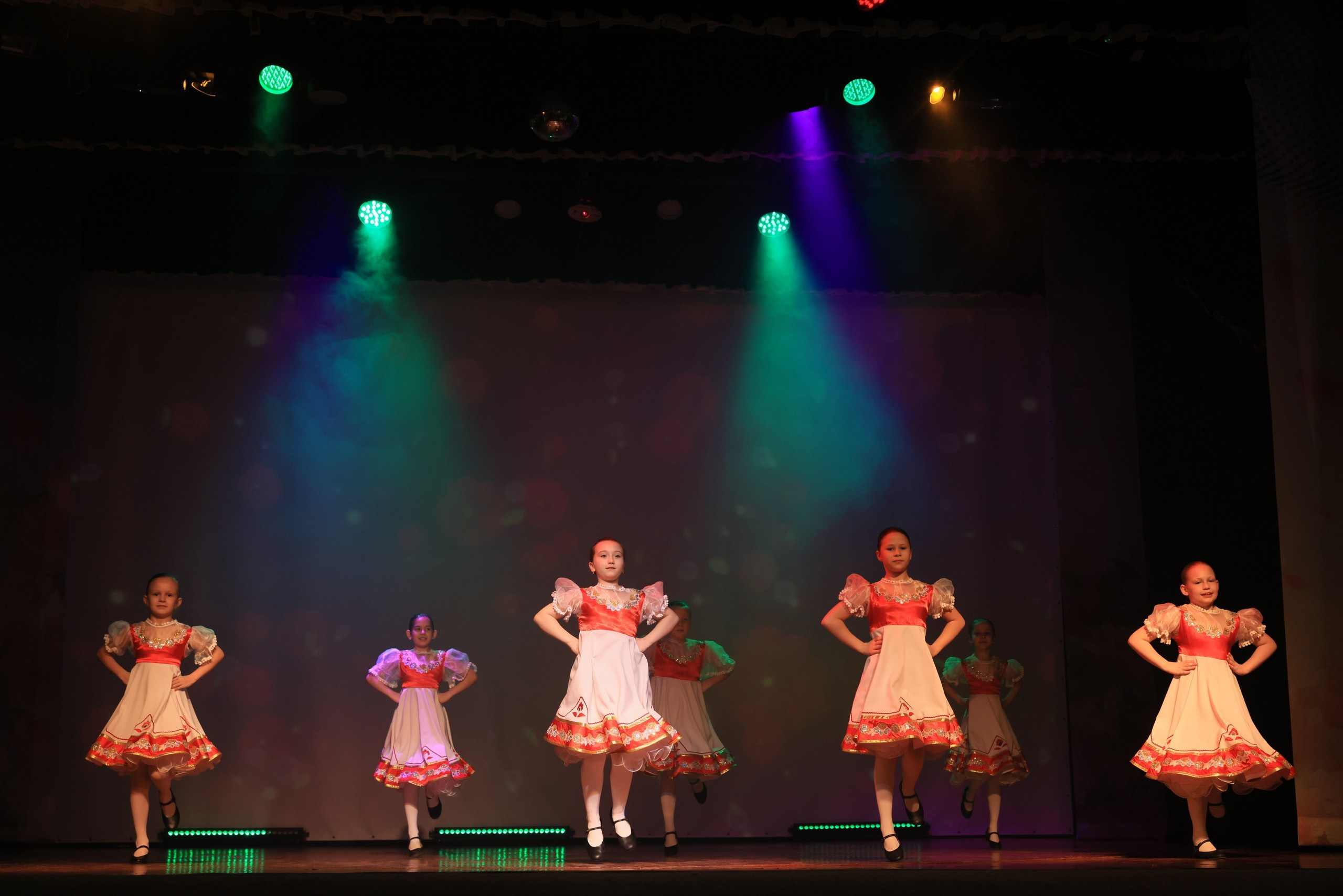 Концерт к 8 Марта в ДК «Металлург» г. Тула. Фотограф в Туле Крупский АнДРей. Фотостудия «КАДР71» в Туле