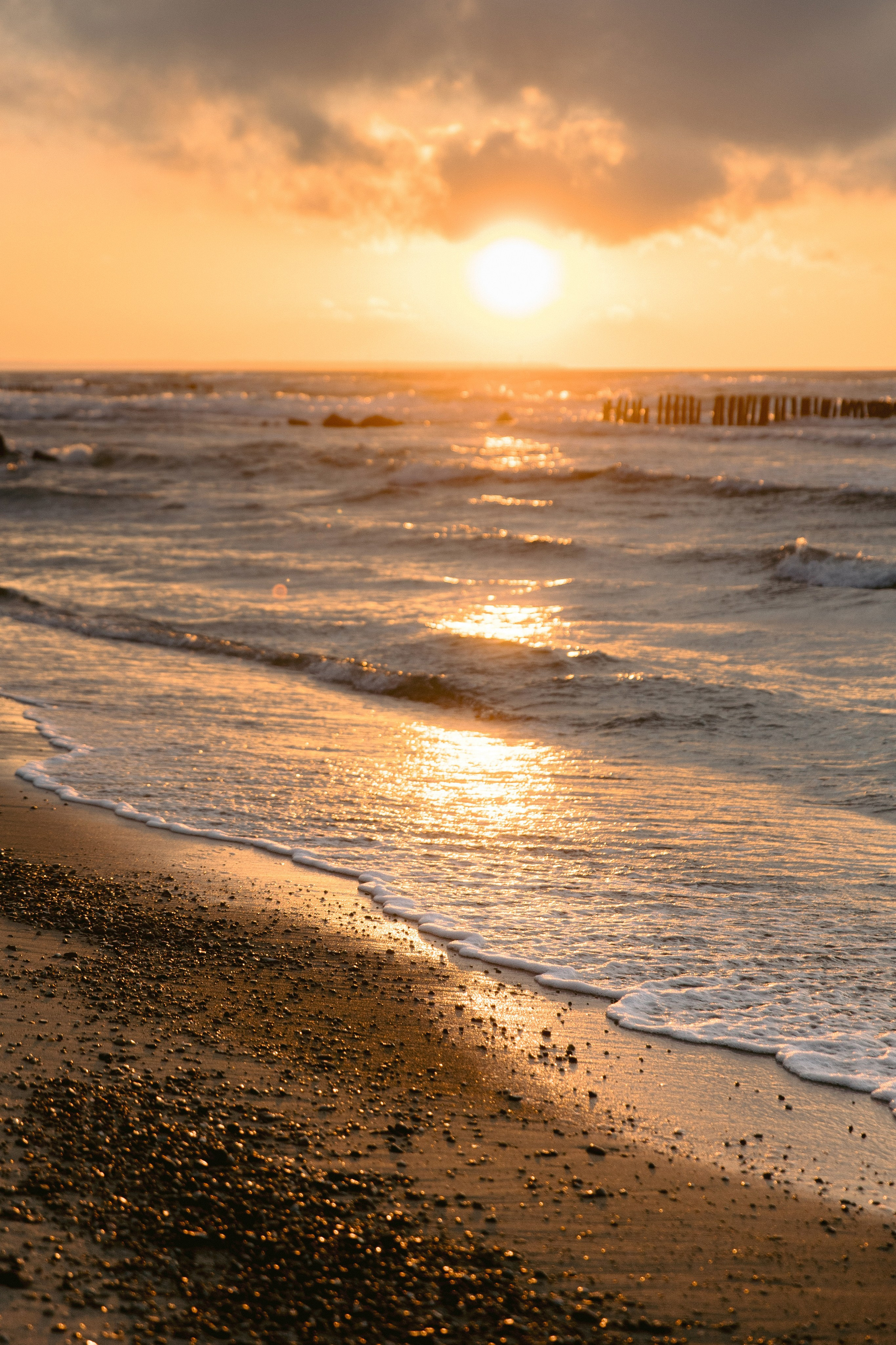 Свадебная фотосессия на закате на море. Свадебный фотограф в Калининграде Мария Ямышева