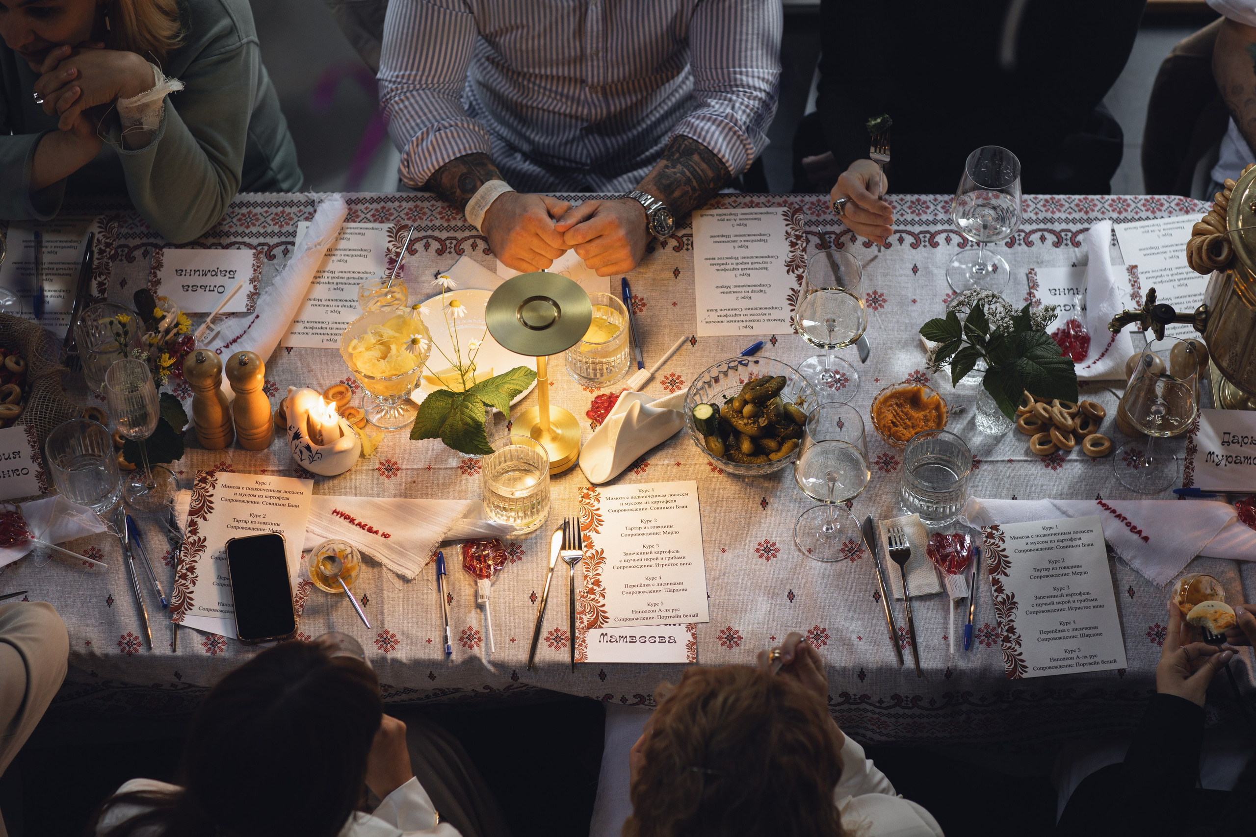 Званый ужин от гастрокафе «Sentori». Свадебные фотографы в г. Сургут Маркова Наталья и Замахина Елена