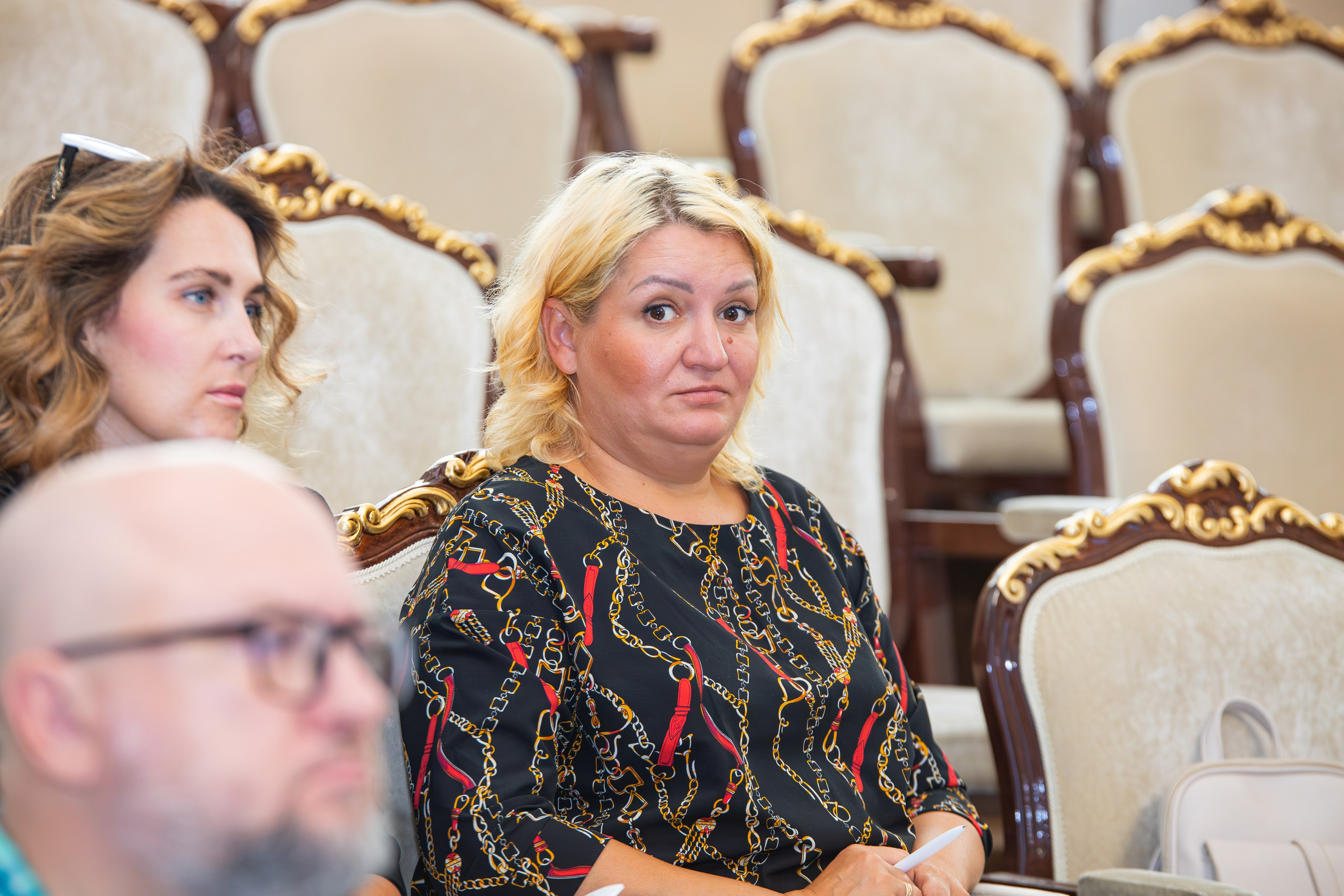 Бизнес конференция между крупным бизнесом и малым. Фотограф Александр Поздняков  Новосибирск