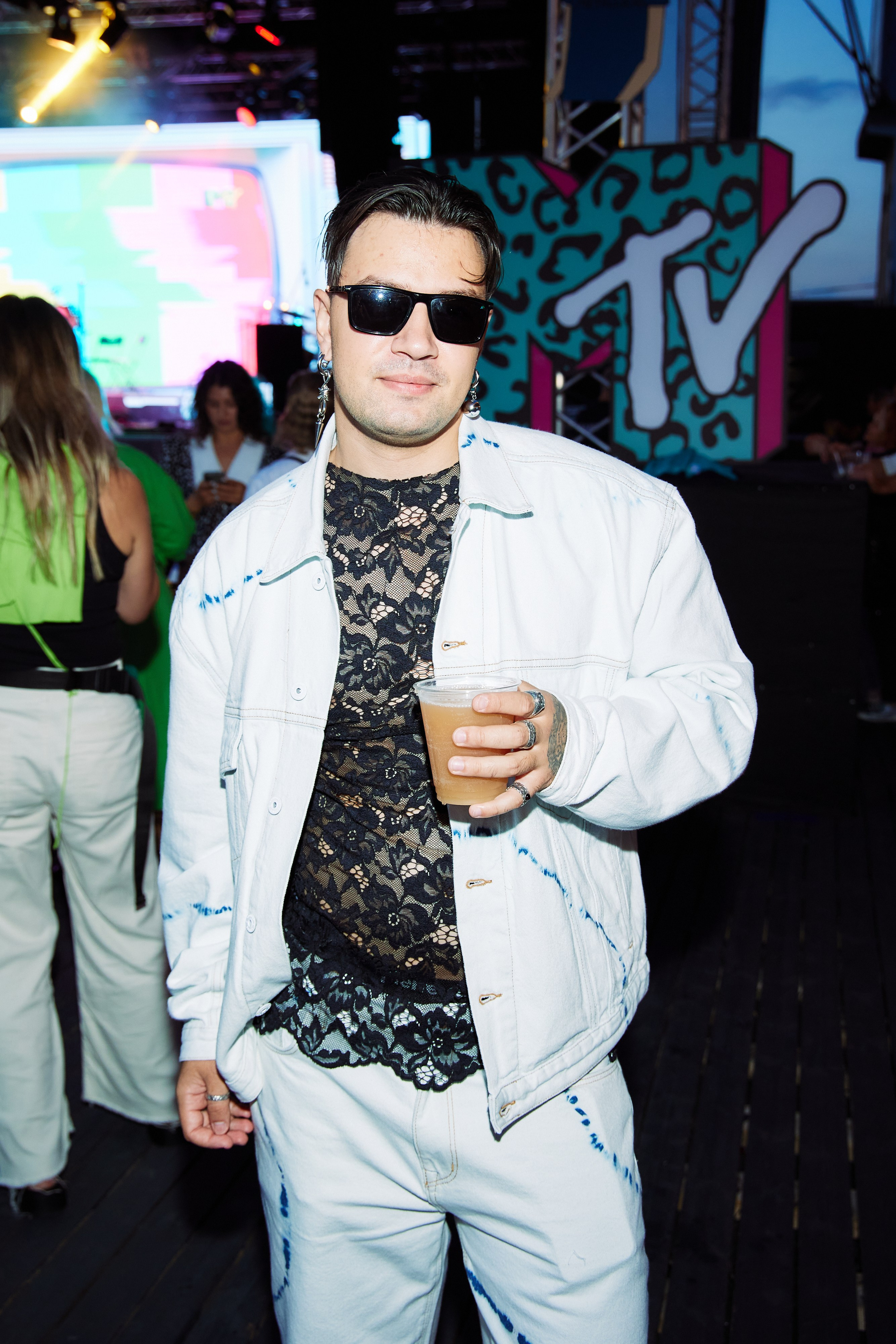 Cava MTV Hits. Reportage photographer Vlad Shishkin