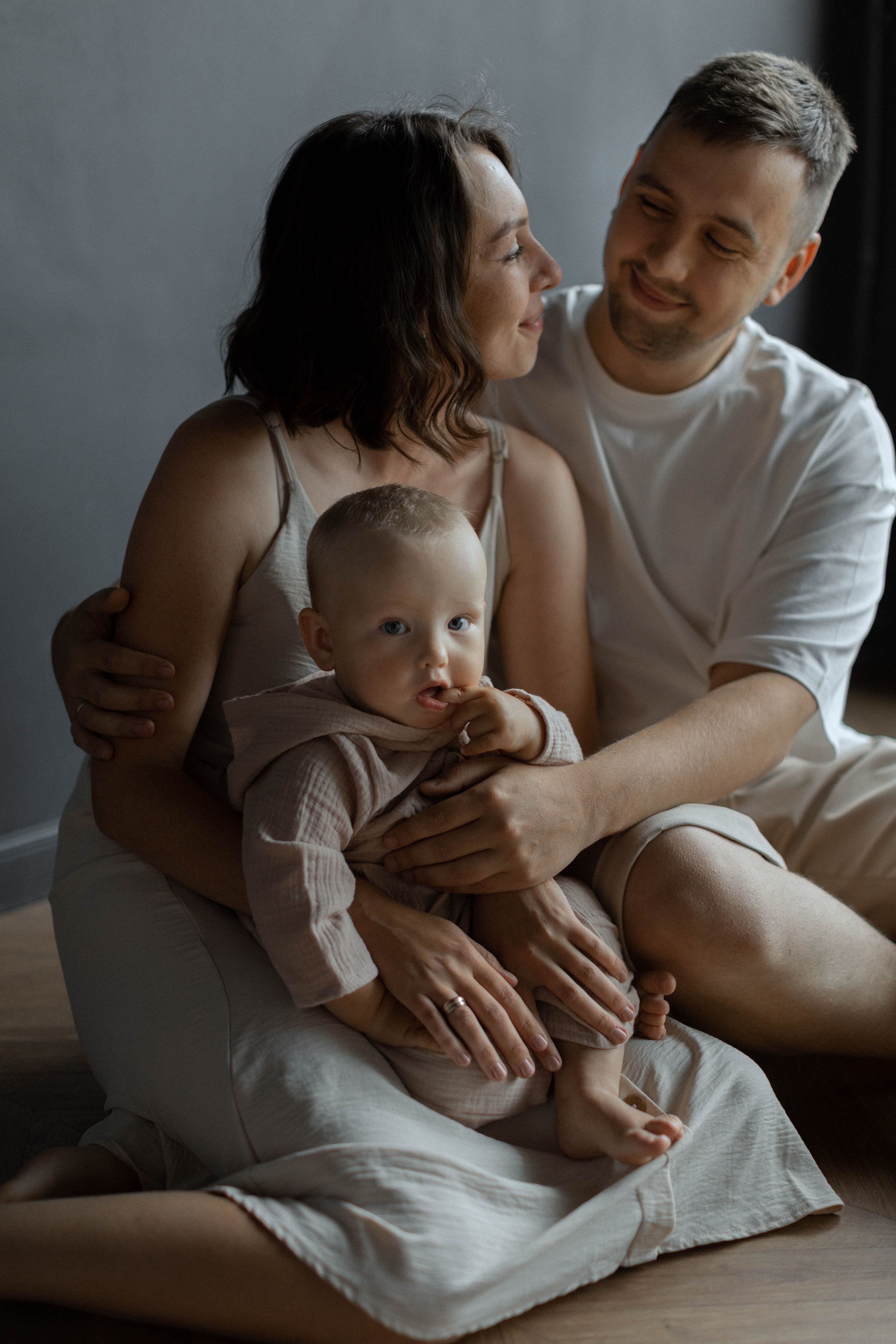 Артем, Виктория и их малыш