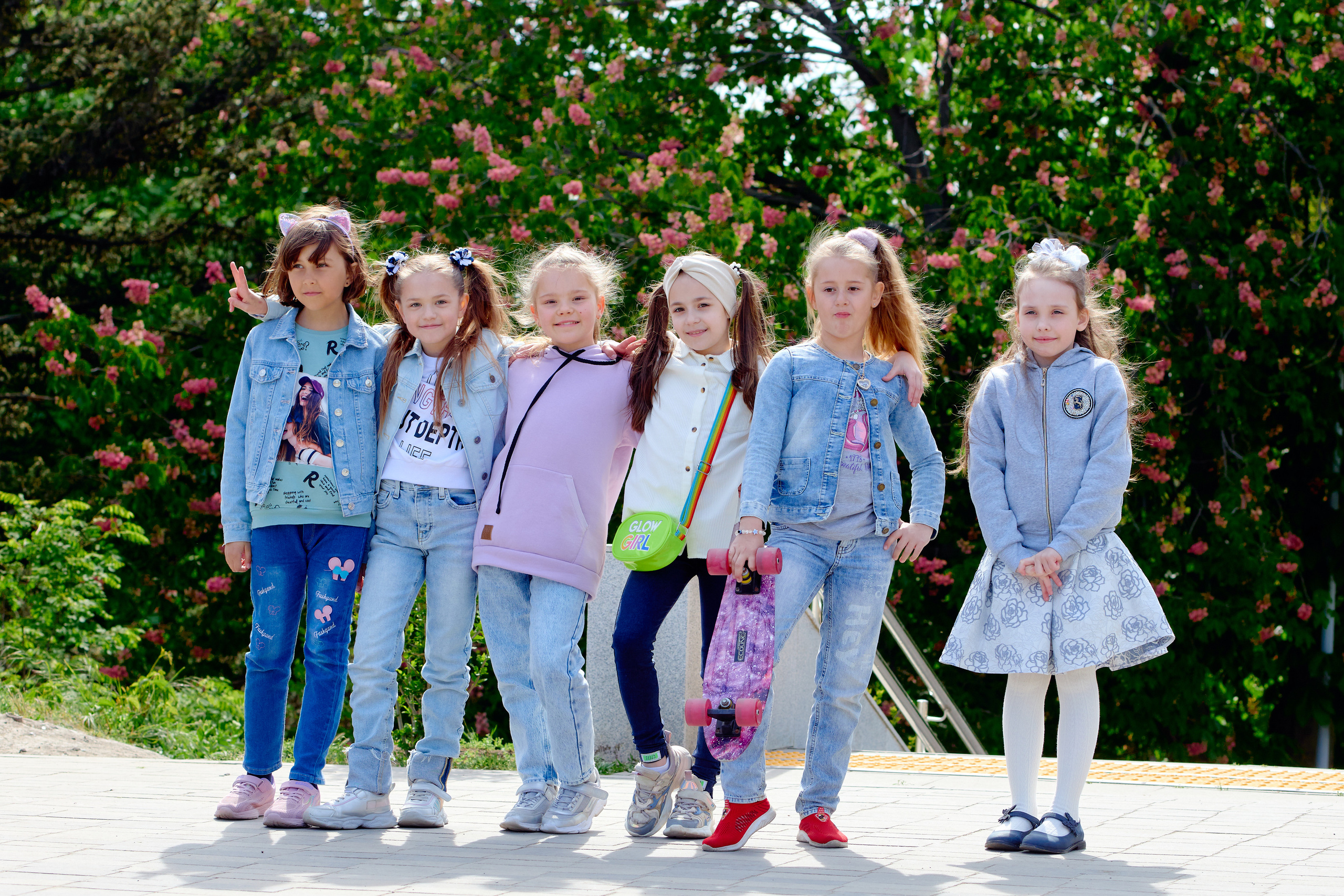 Сьемка на выпускнык альбомы на улице таганрог. Фотограф Выпускные альбомы Таганрог Сергей Коробченко