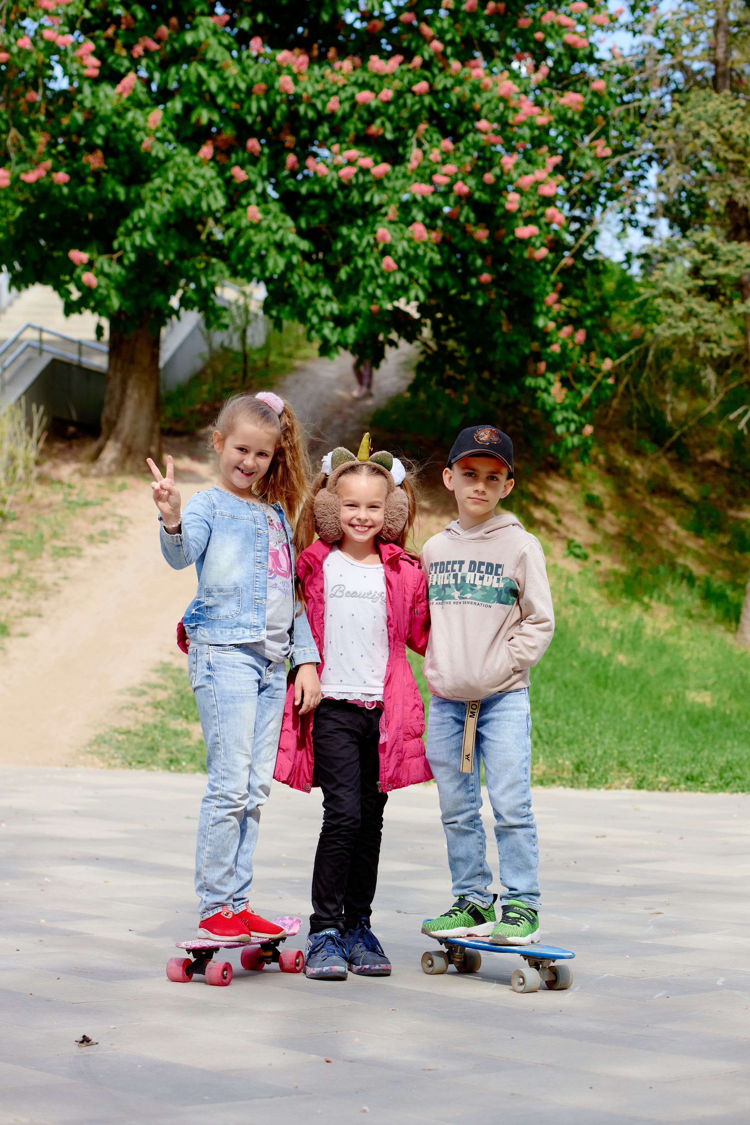 Сьемка на выпускнык альбомы на улице таганрог. Фотограф Выпускные альбомы Таганрог Сергей Коробченко