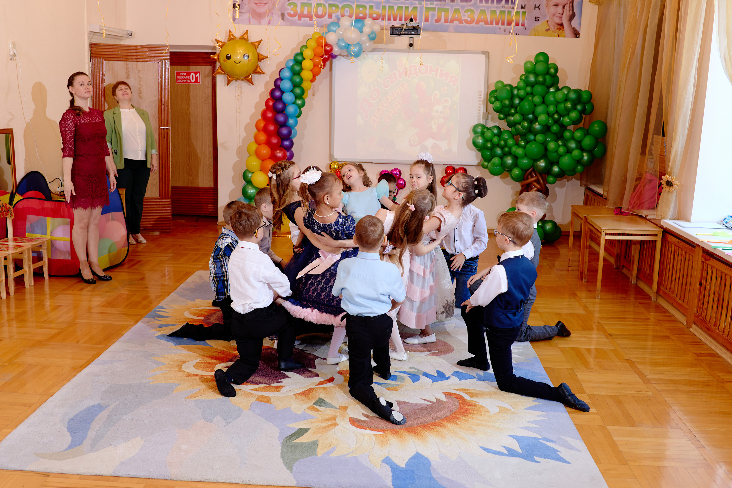 Фотограф выпускной в детском саду таганрог. Фотограф Выпускные альбомы Таганрог Сергей Коробченко