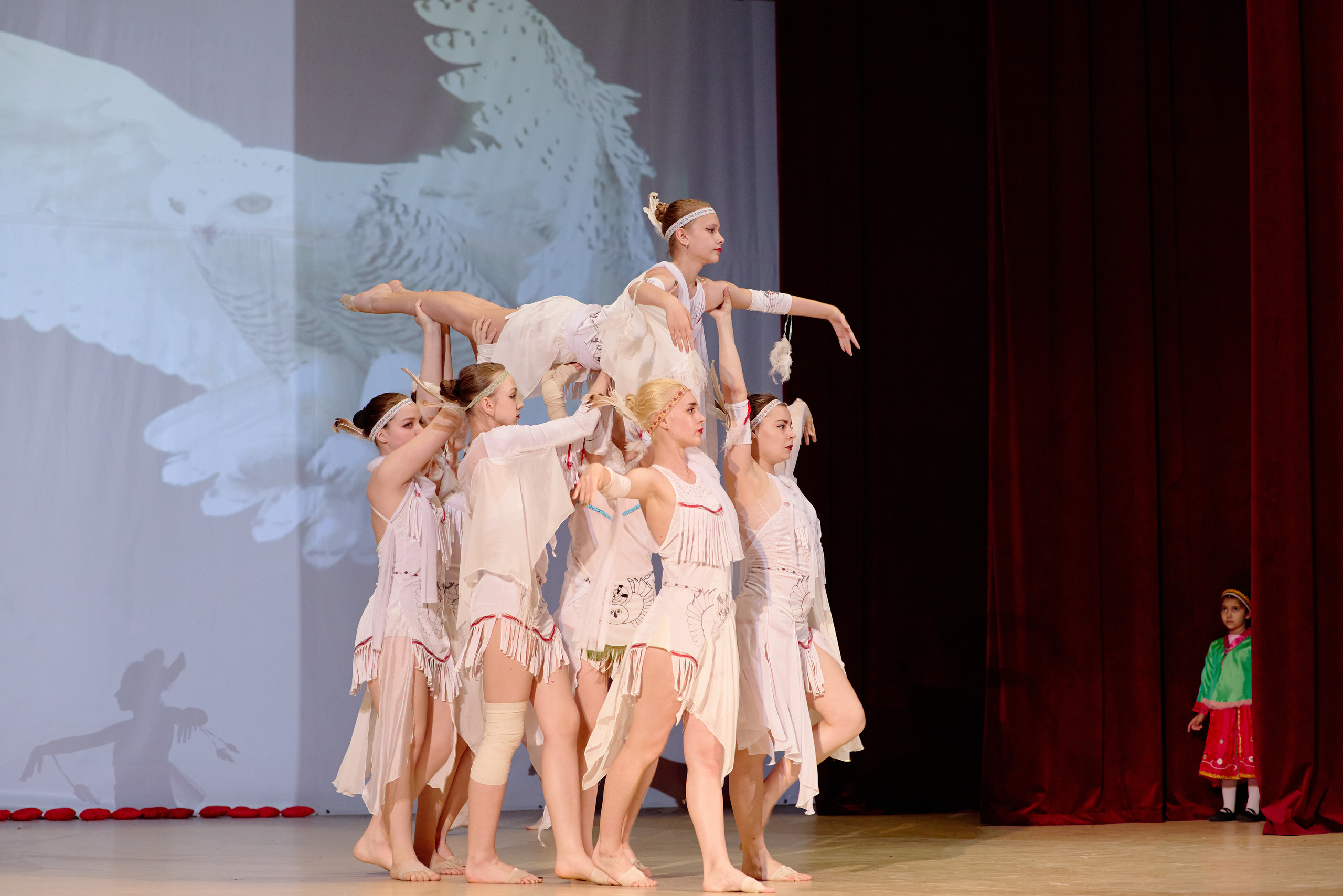 Аврора. Фотограф Выпускные альбомы Таганрог Сергей Коробченко