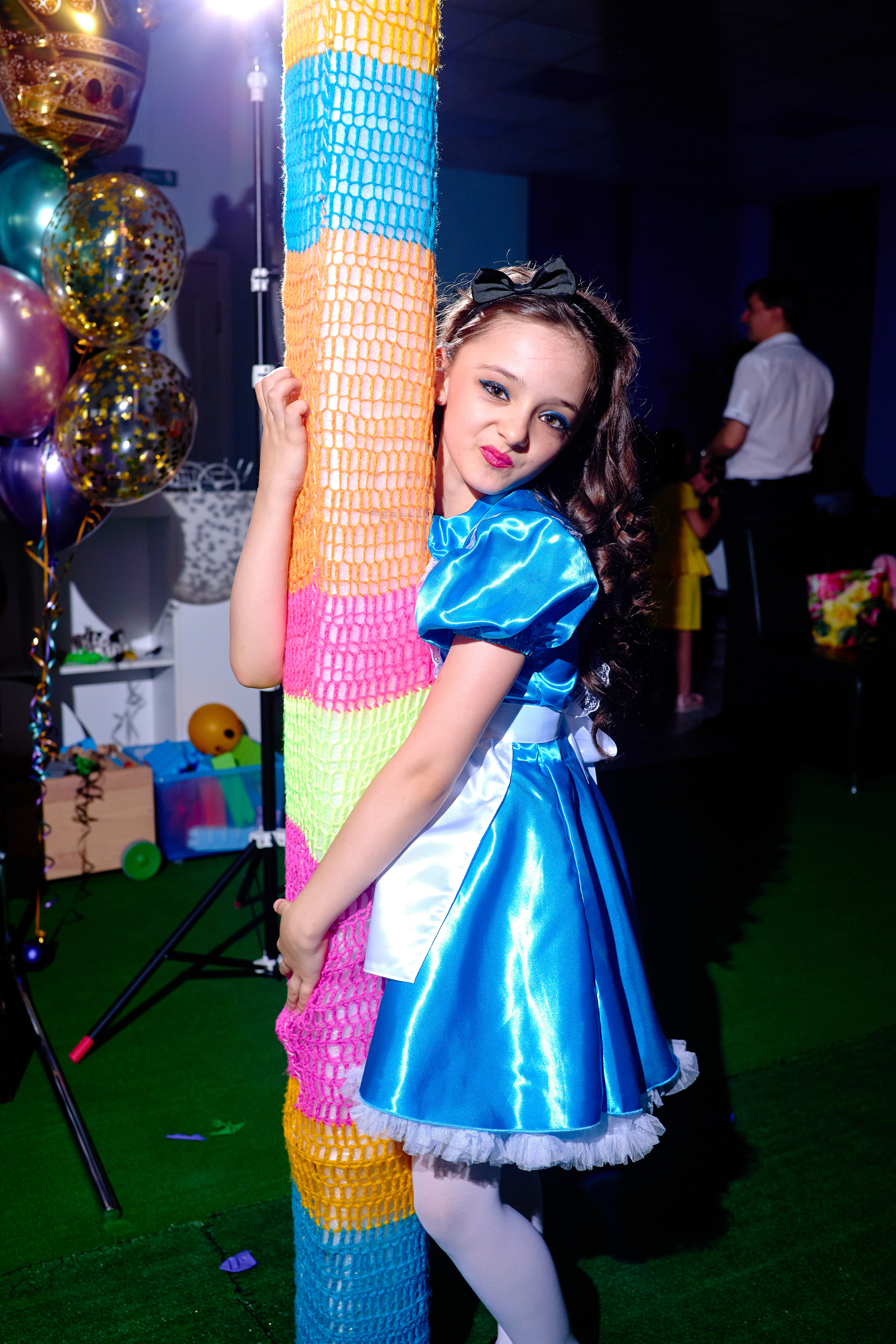 День рождения в детской комнате. Фотограф Выпускные альбомы Таганрог Сергей Коробченко