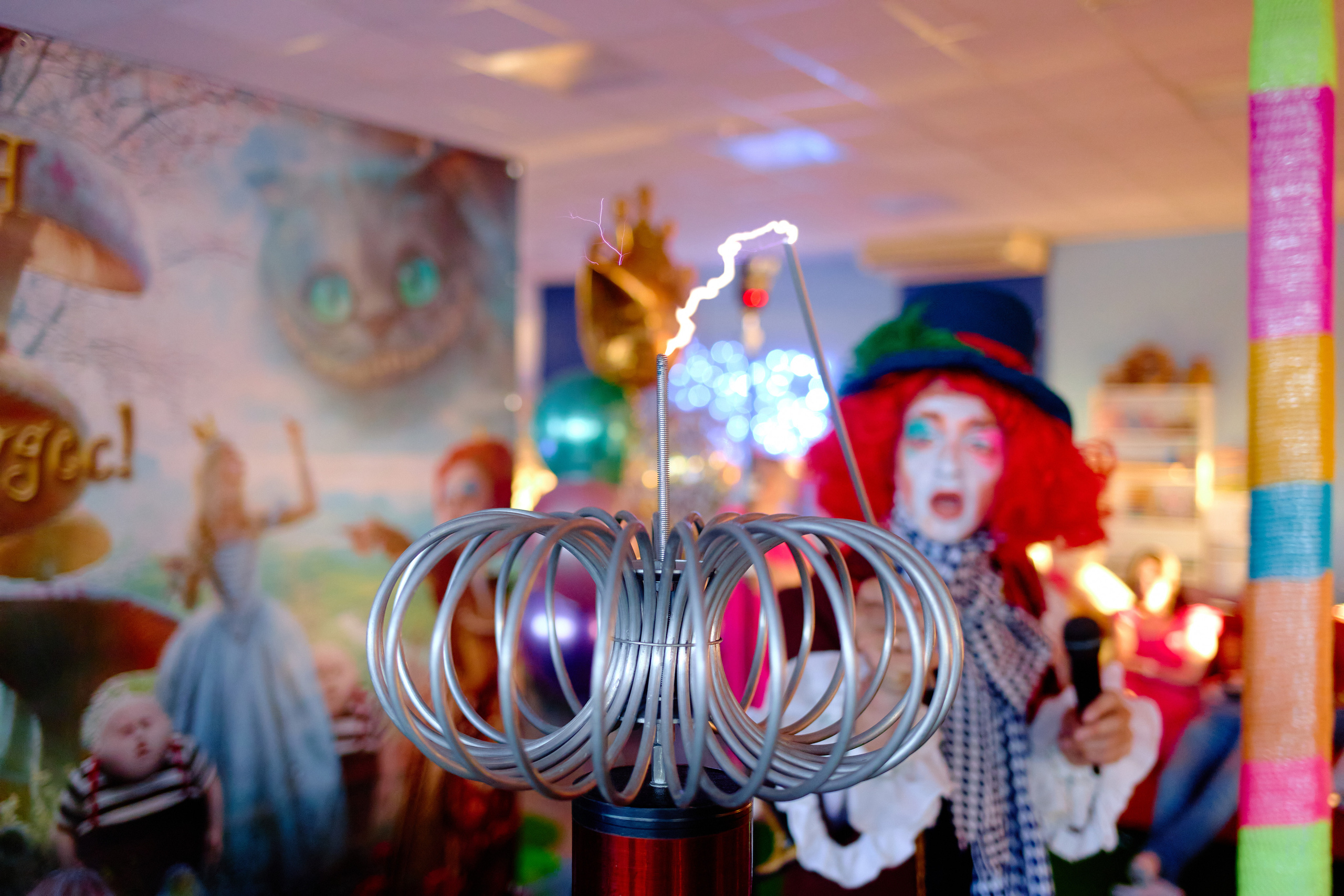 День рождения в детской комнате. Фотограф Выпускные альбомы Таганрог Сергей Коробченко