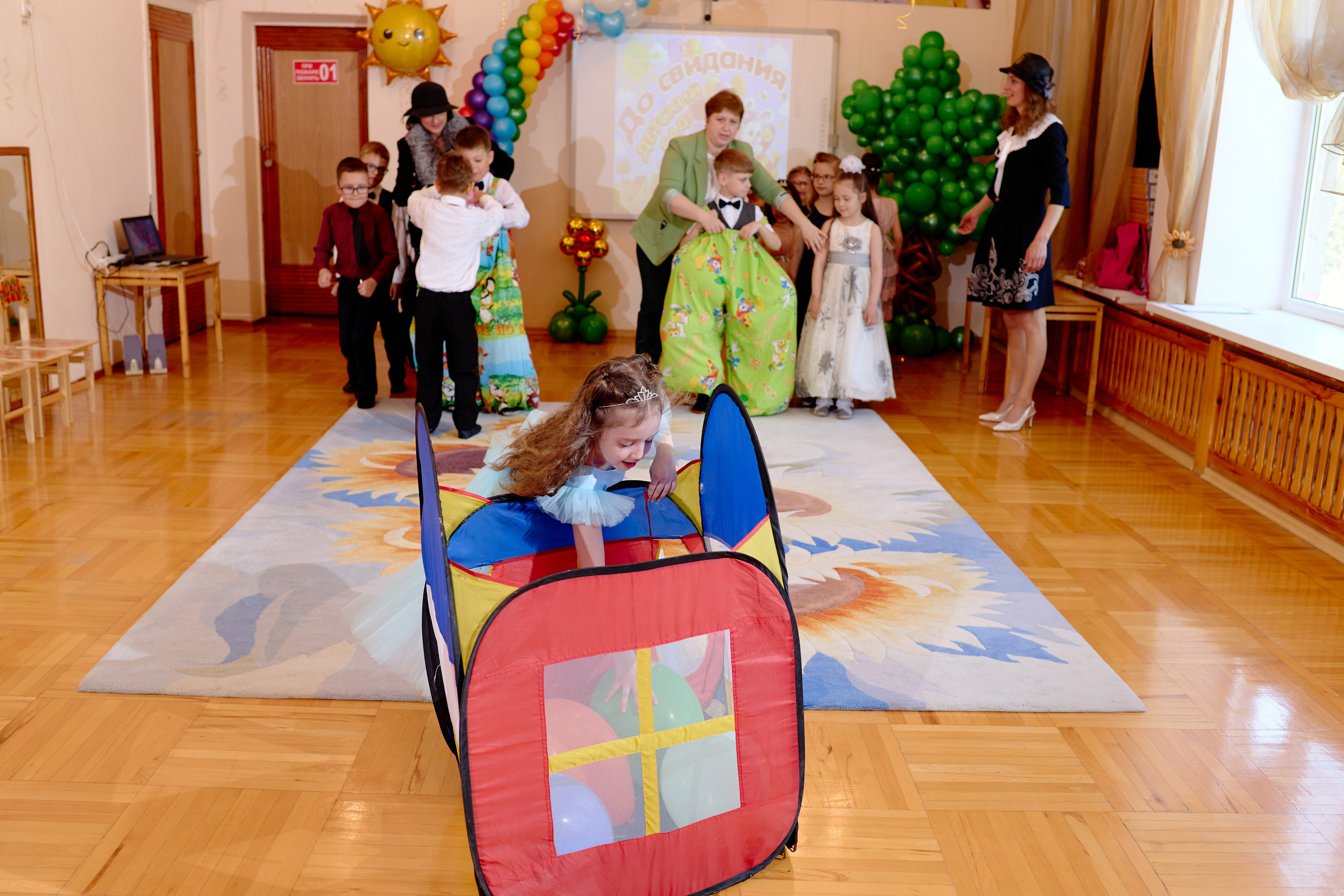 Фотограф выпускной в детском саду таганрог. Фотограф Выпускные альбомы Таганрог Сергей Коробченко