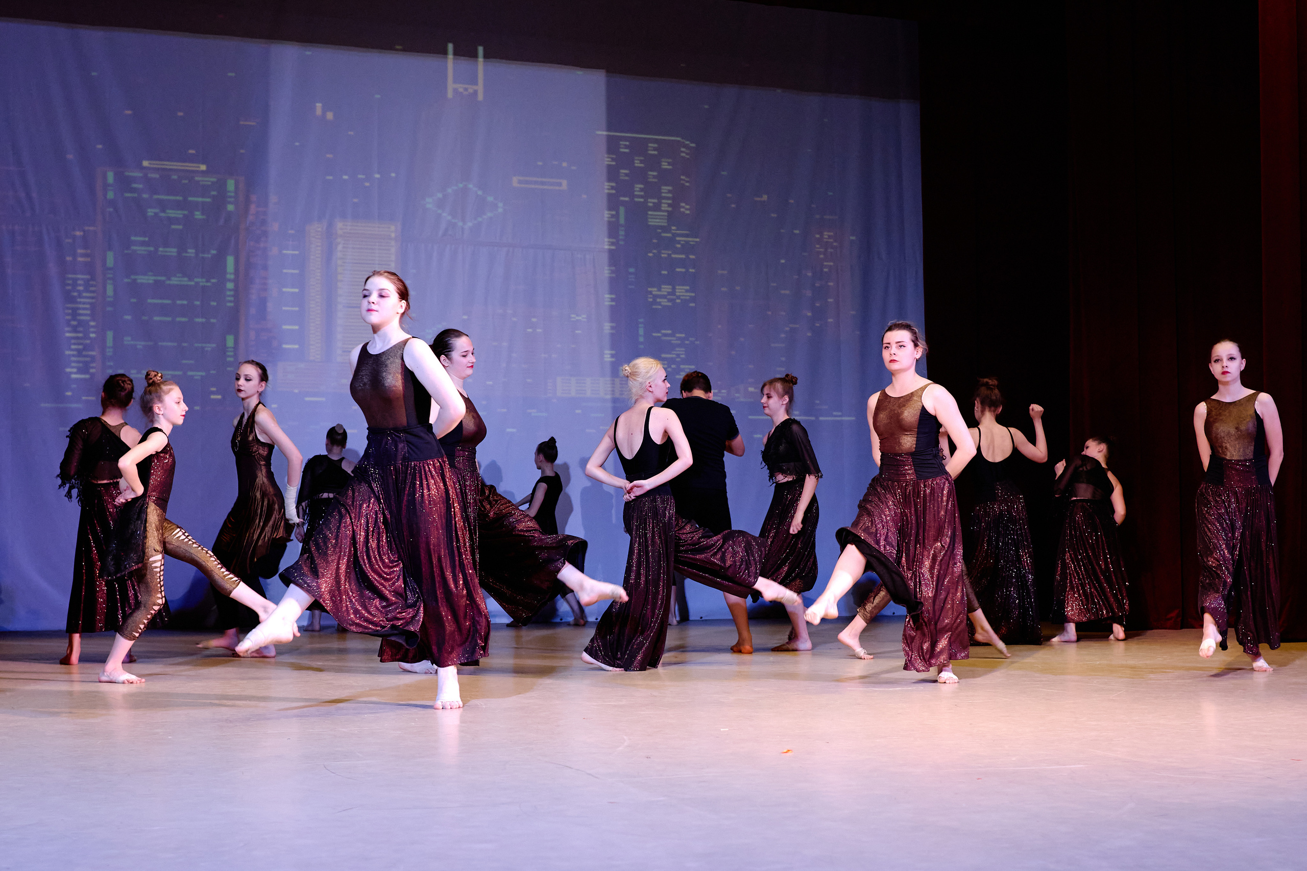 Аврора. Фотограф Выпускные альбомы Таганрог Сергей Коробченко