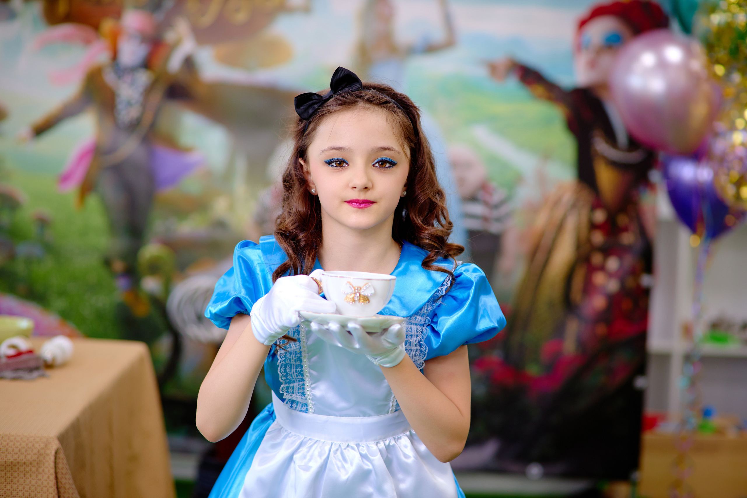 День рождения в детской комнате. Фотограф Выпускные альбомы Таганрог Сергей Коробченко