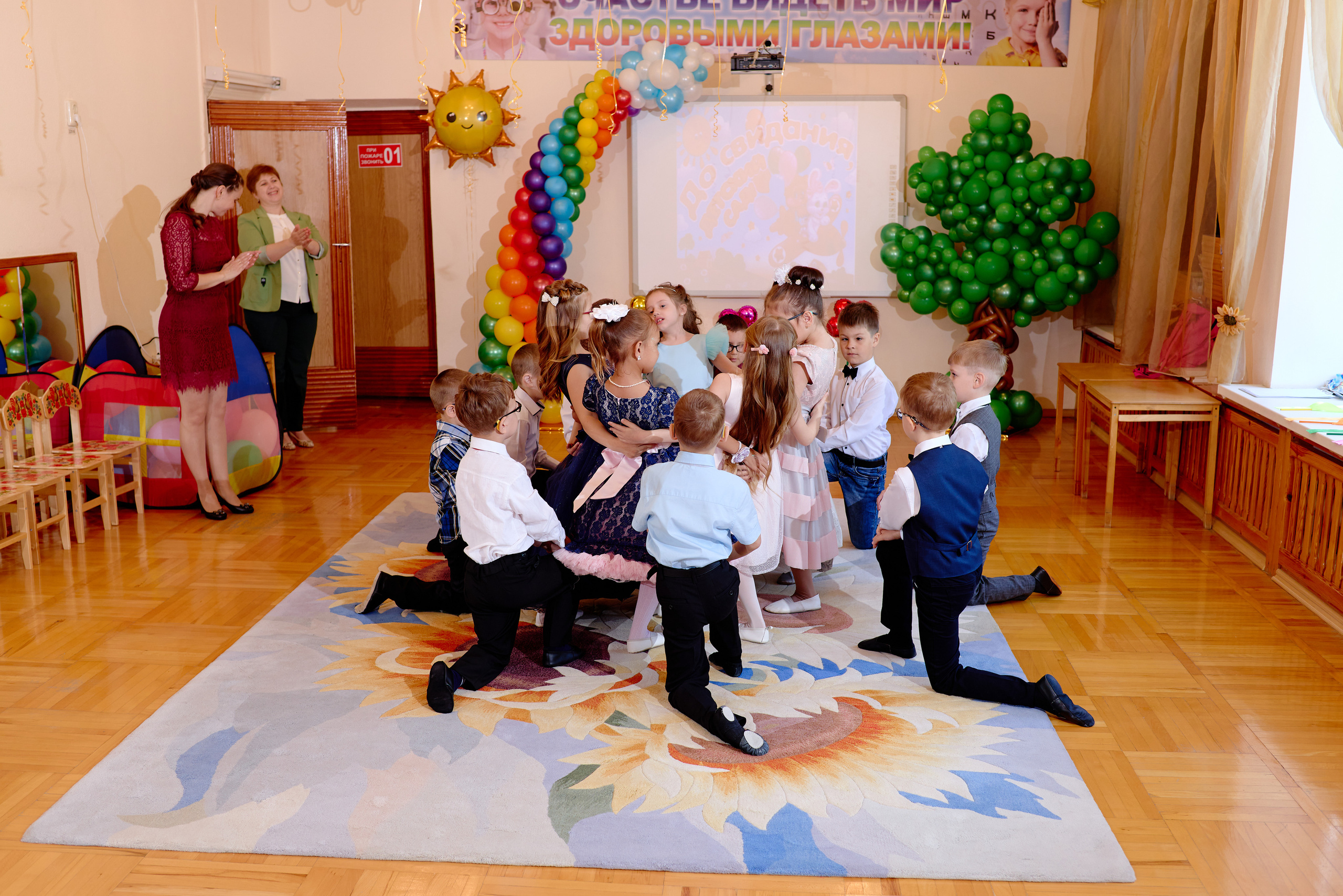 Фотограф выпускной в детском саду таганрог. Фотограф Выпускные альбомы Таганрог Сергей Коробченко