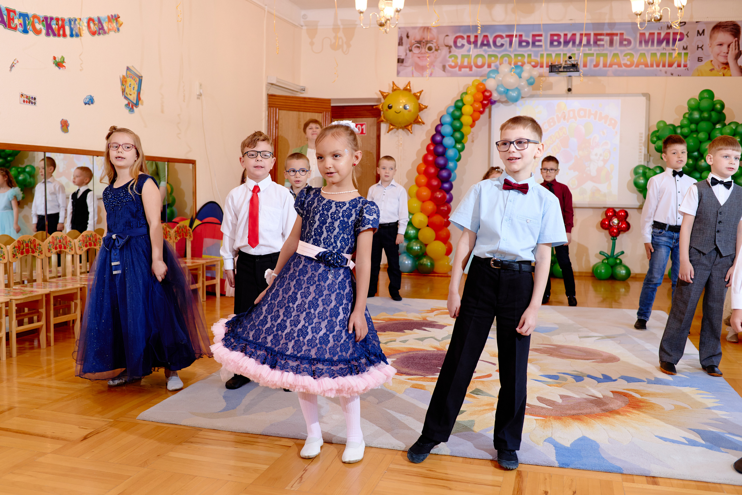 Фотограф выпускной в детском саду таганрог. Фотограф Выпускные альбомы Таганрог Сергей Коробченко