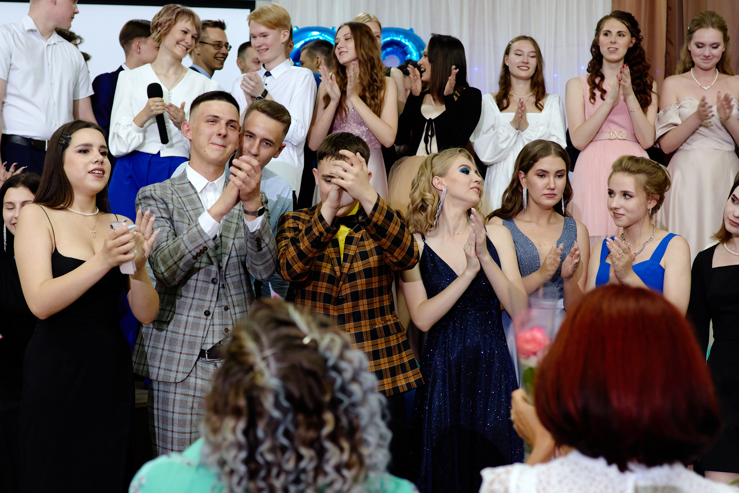 Фотограф на выпускной. Фотограф Выпускные альбомы Таганрог Сергей Коробченко